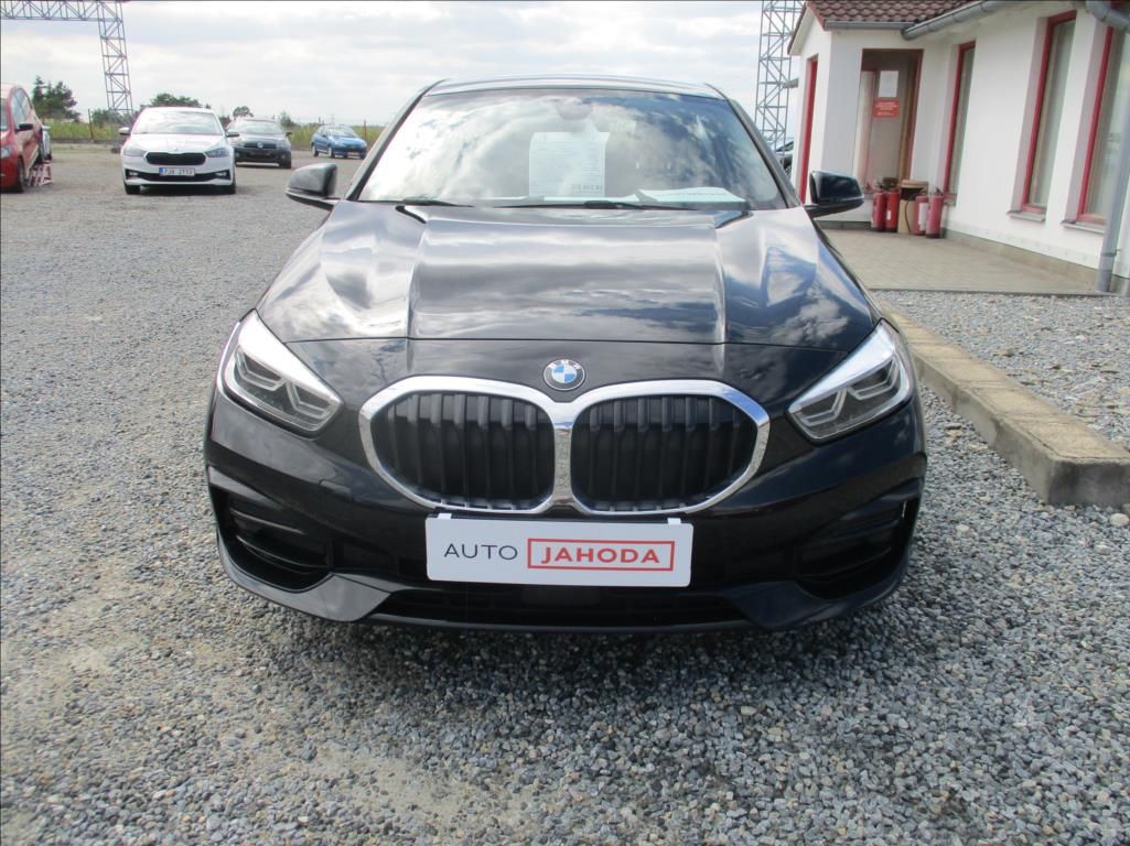 BMW Řada 1, 1,5 118i,automat,servis,DPH,CZ - fotka 2