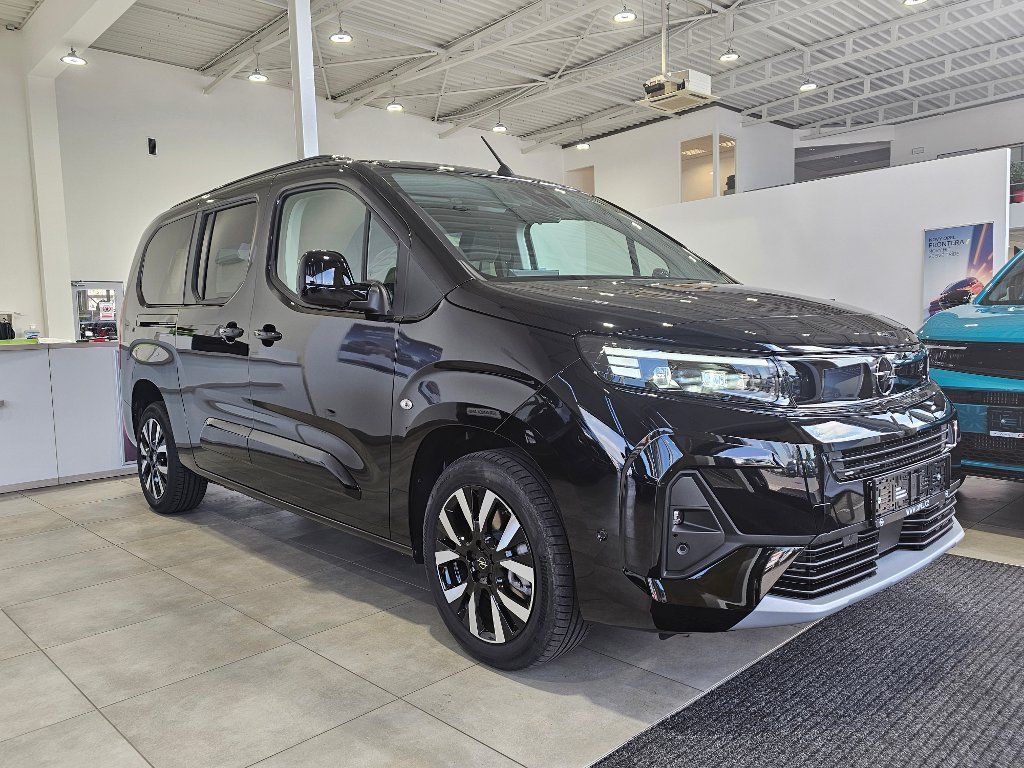 Opel Combo, Elegance Plus XL AT8- 7 míst