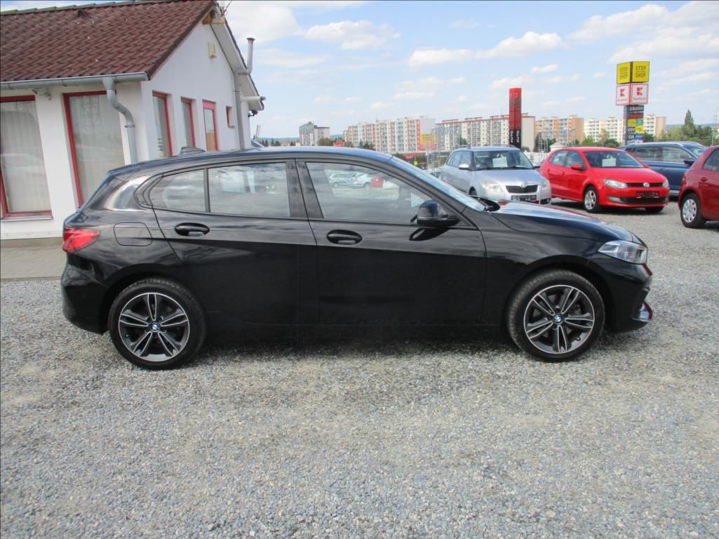 BMW Řada 1, 1,5 118i,automat,servis,DPH,CZ - fotka 5