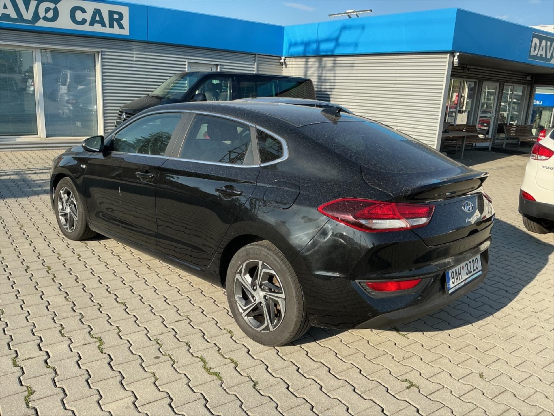 Hyundai i30, 1.5 1.5 T-GDI Mild LED CZ - fotka 2