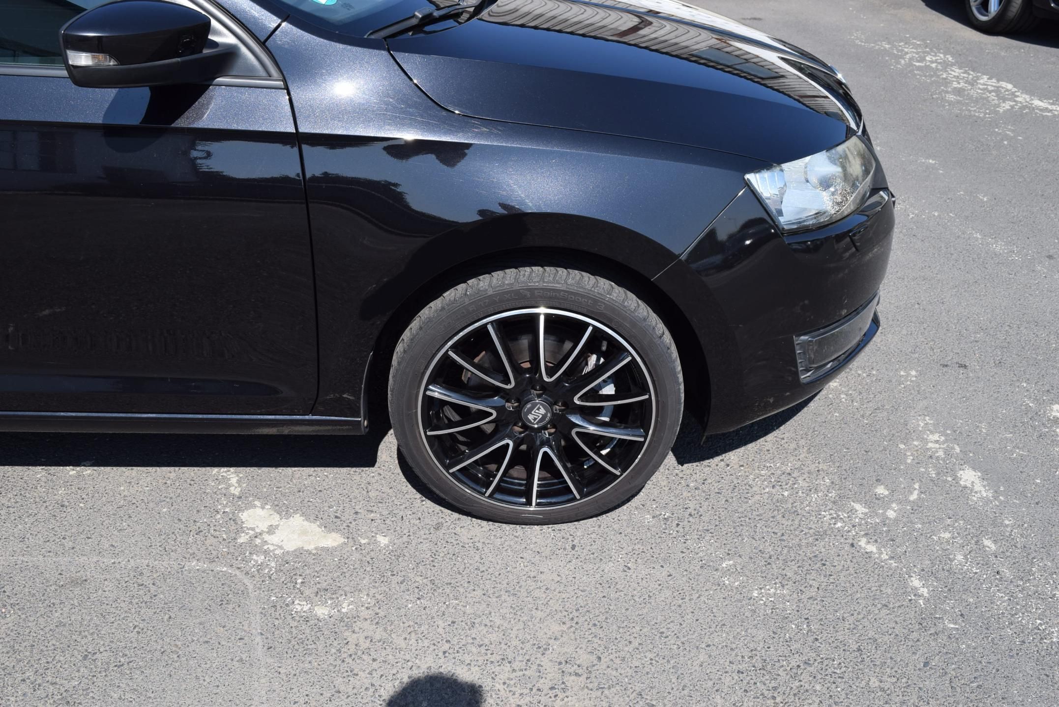 Škoda Rapid, 1.2TSI 81kw STYLE XEN NAVI PAN - fotka 5