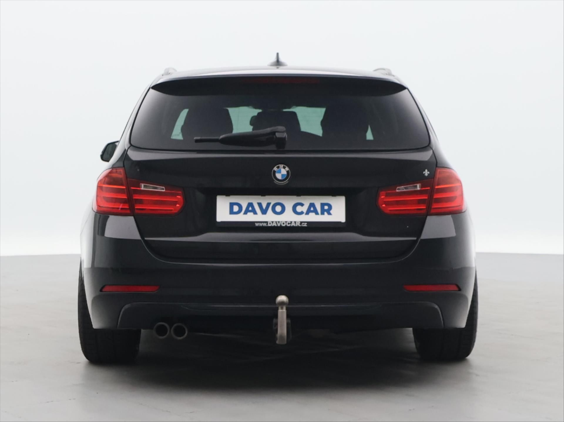 BMW Řada 3, 3,0 330d 210kW Aut. xDrive - fotka 6