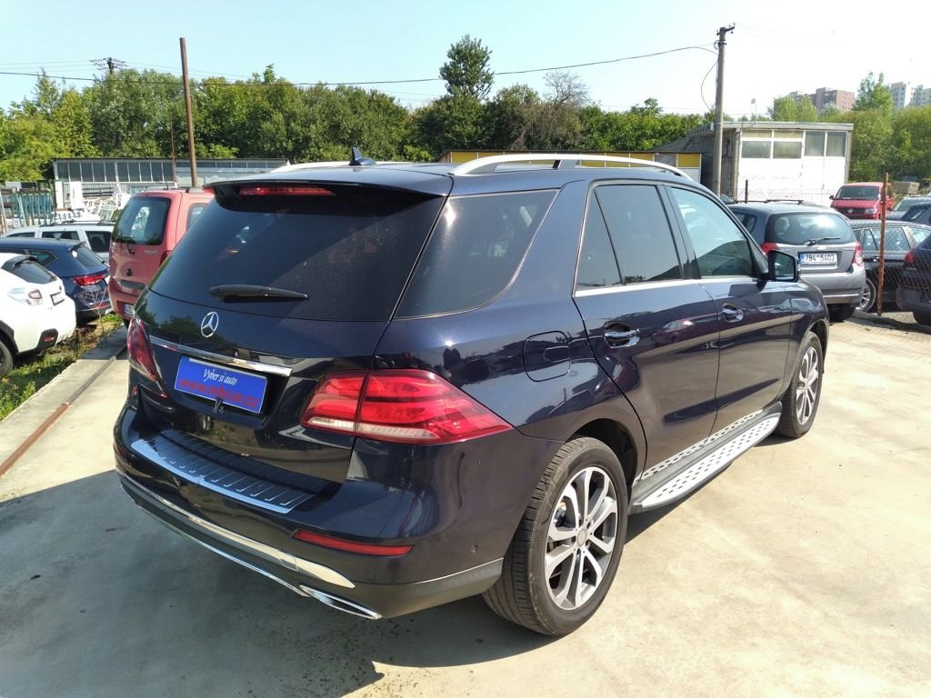Mercedes-Benz GLE, 350 D 4 MATIC KŮŽE,DPH,AUTOMAT - fotka 6