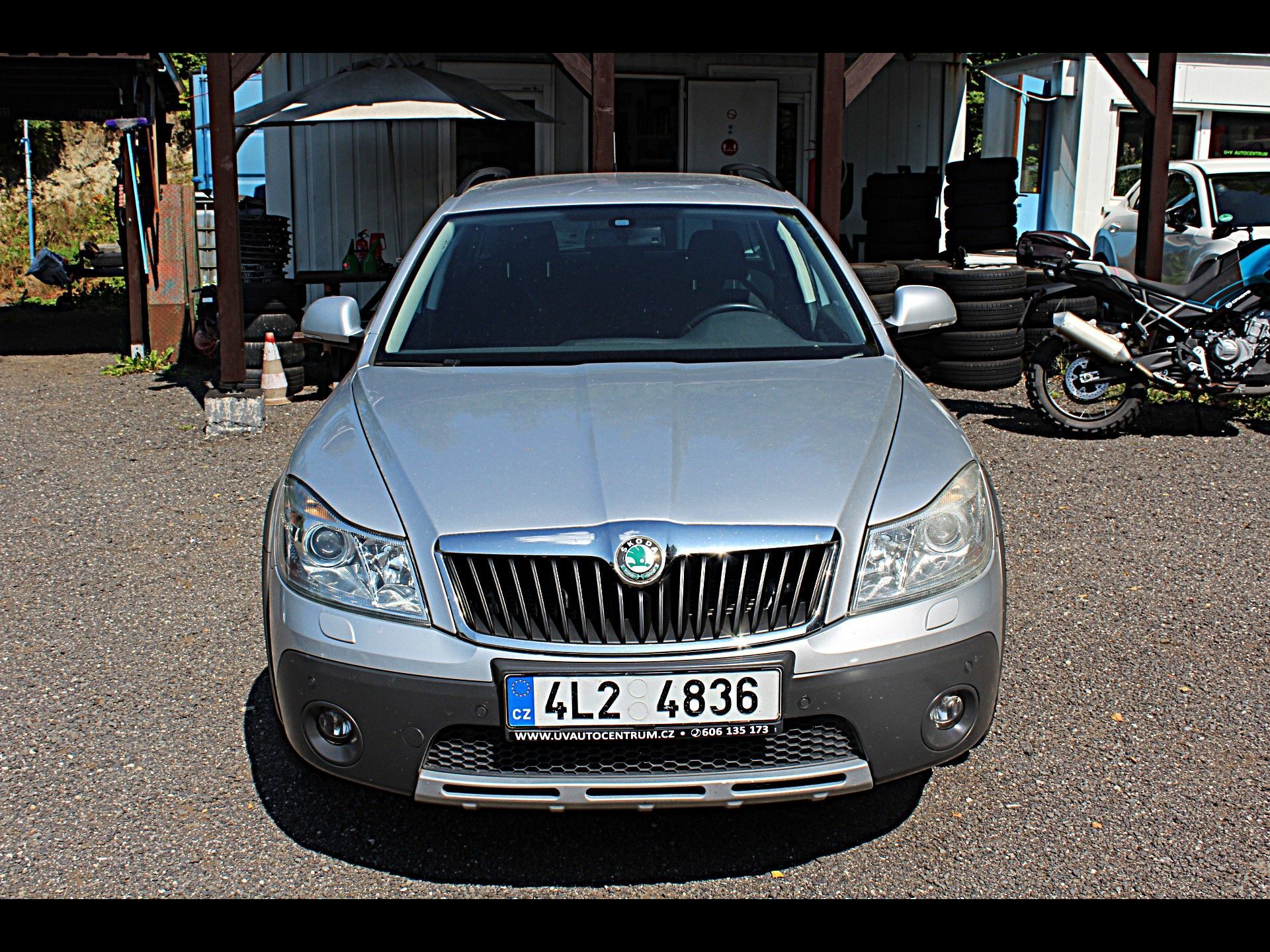 Škoda Octavia, Scout 2.0 TDi - fotka 2
