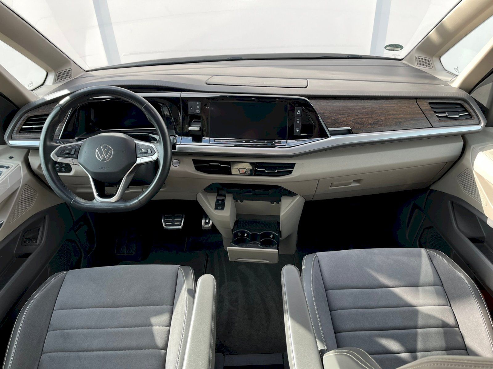 Volkswagen Multivan, 1,4 TSI 160 kW PHEV Style DSG - fotka 6