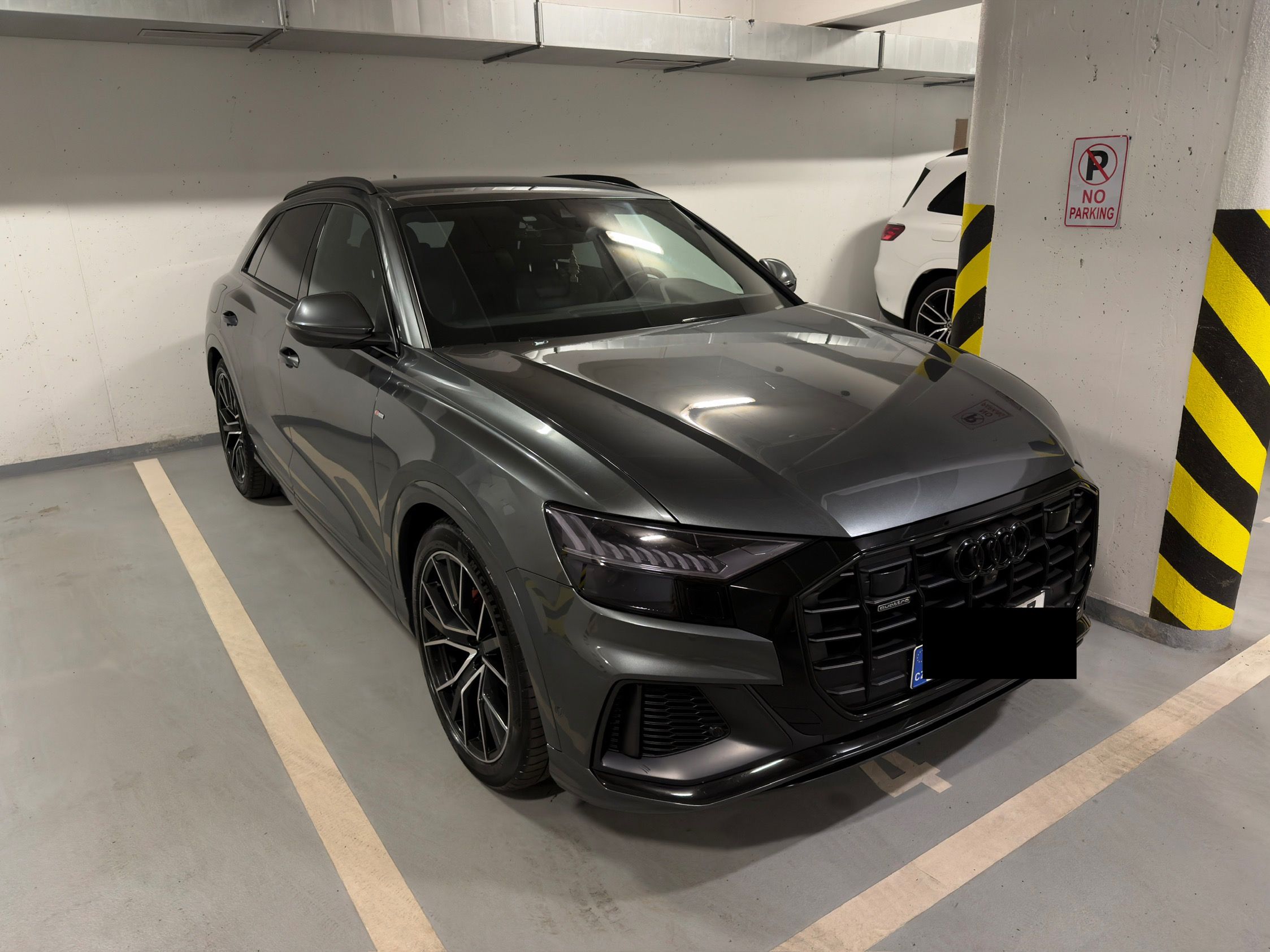 Audi Q8, 55 TFSI - fotka 3