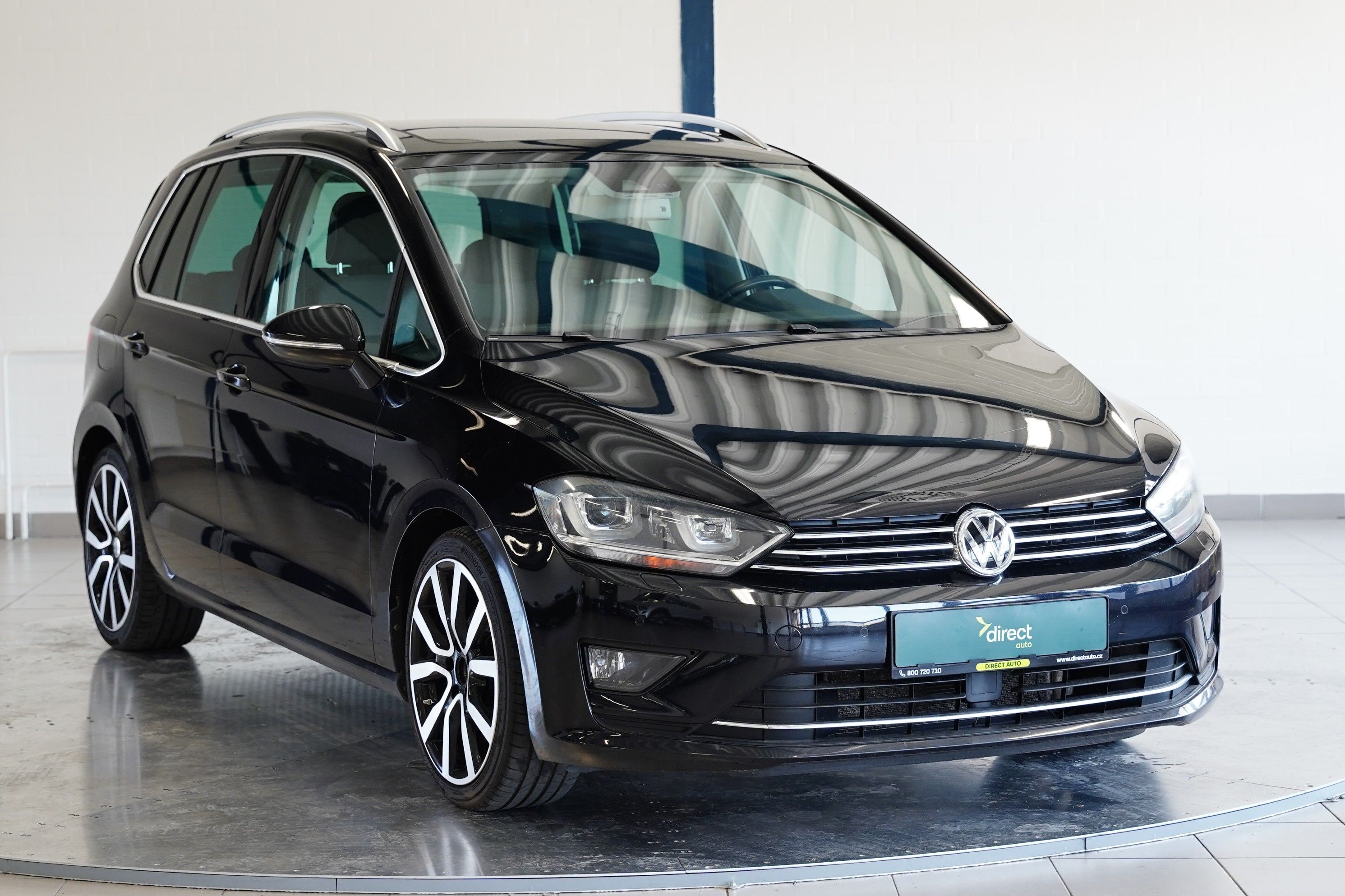 Volkswagen Golf Sportsvan, 1.4 TSI 110 kW Highline DSG - fotka 2