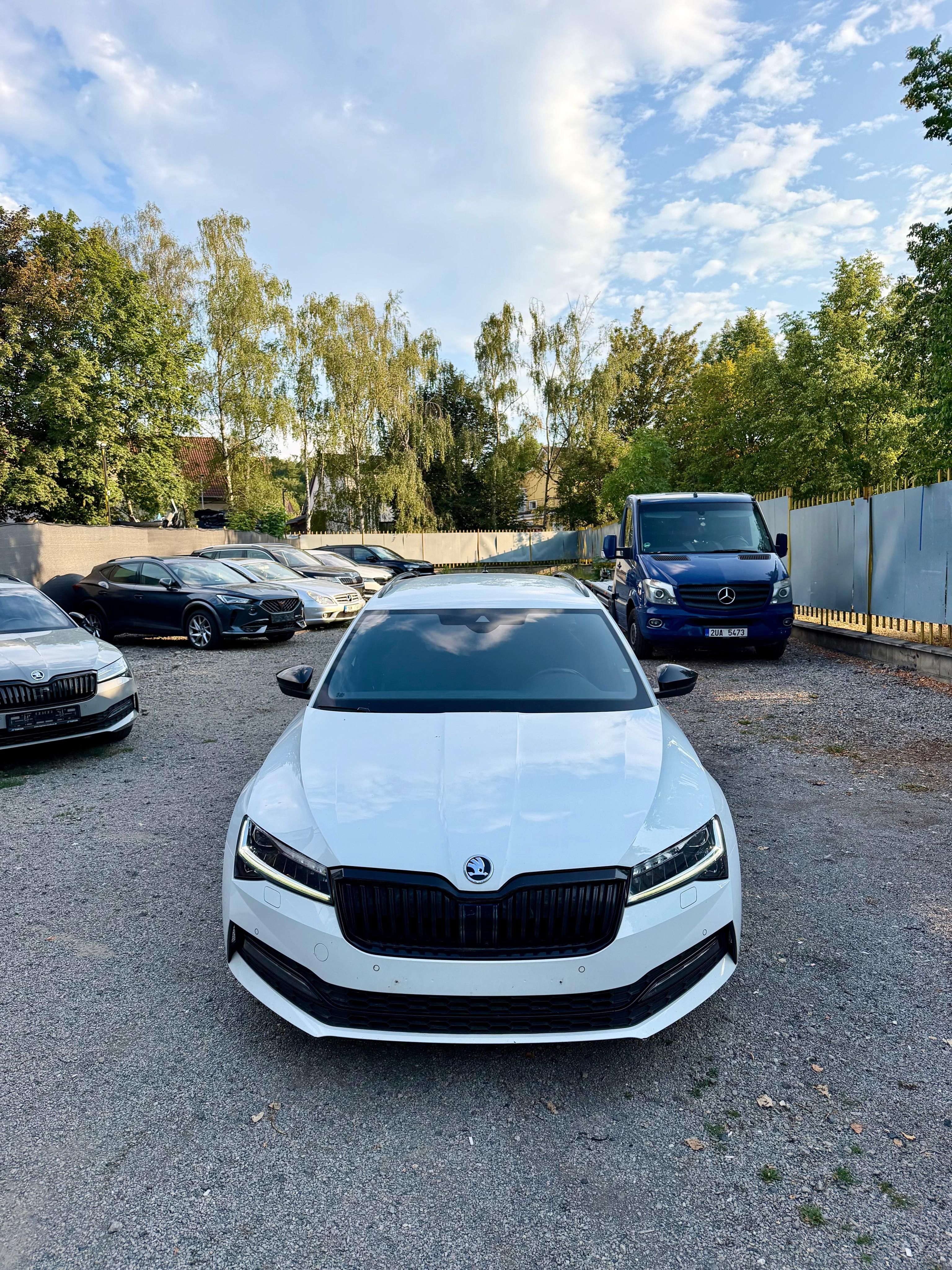 Škoda Superb, Škoda Superb Sportline 2.0 TDI - fotka 2