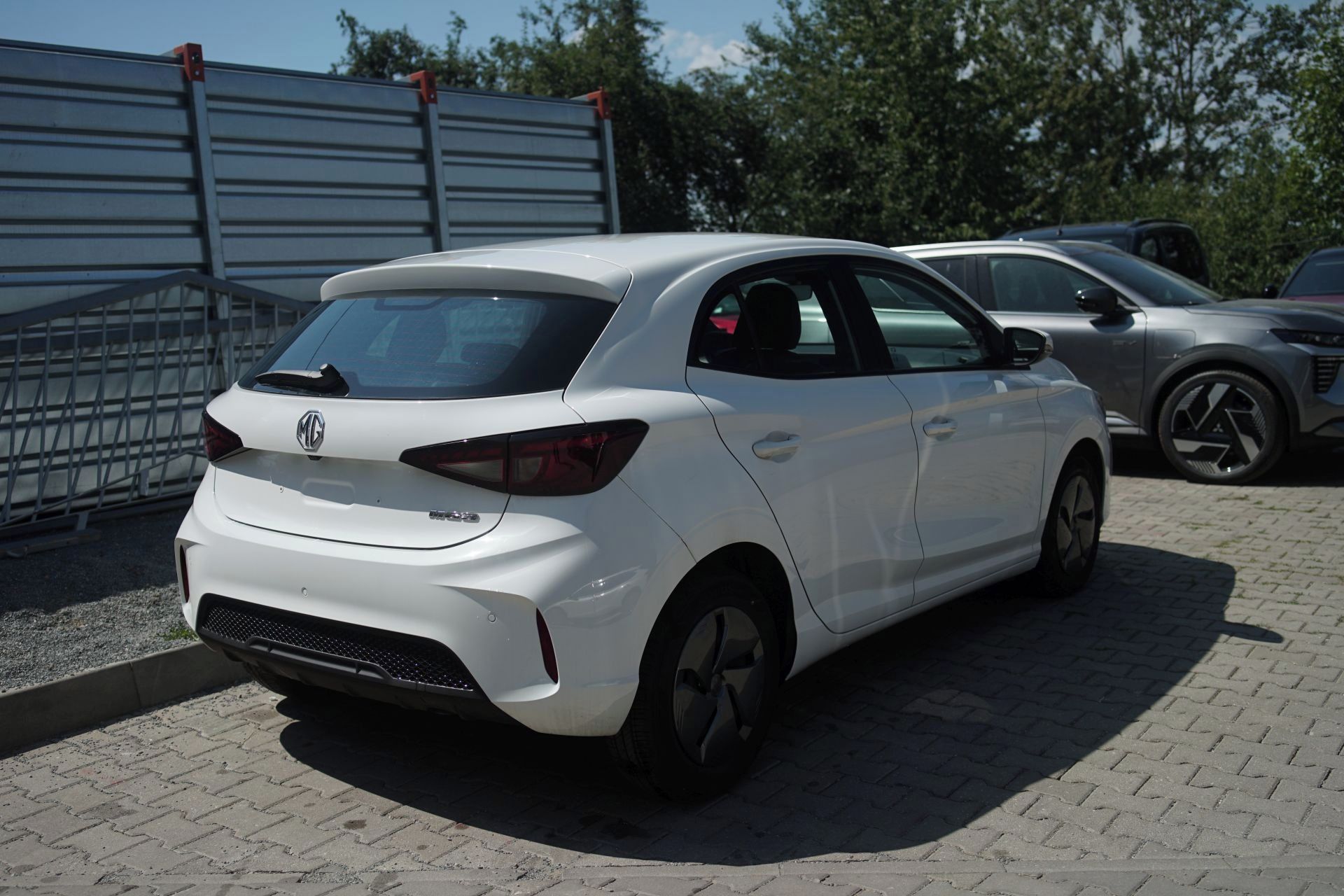 MG MG3, Excite 1,5 85kW MT5 - fotka 5