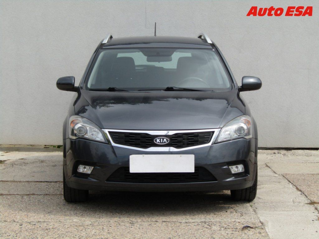 Kia Cee´d, 1.4i,Edition - fotka 2
