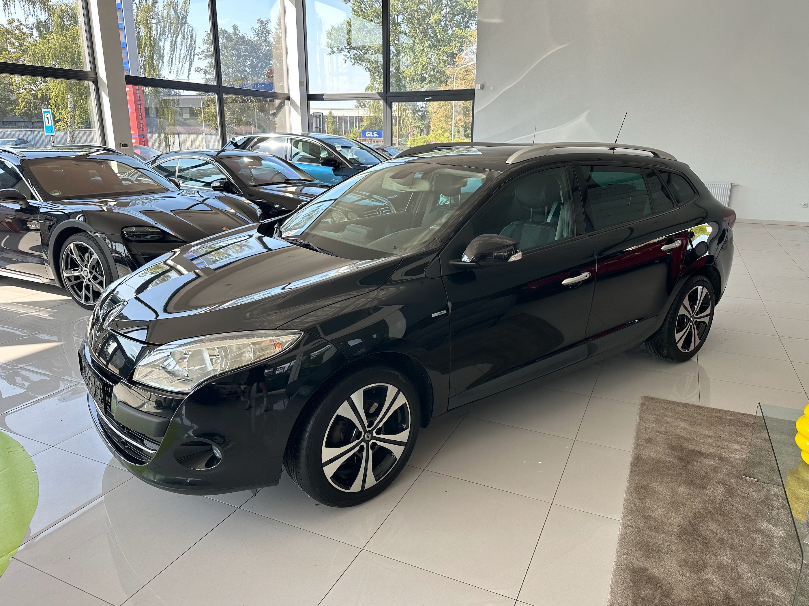 Renault Mégane, 1.5 diesel automat - fotka 5