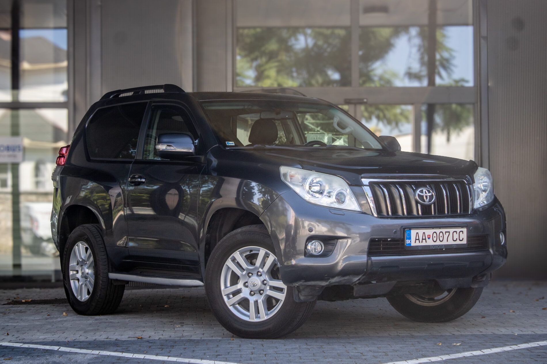 Toyota Land Cruiser - fotka 3