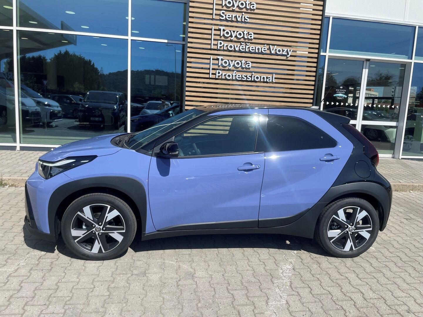 Toyota Aygo, 1,5 STYLE SMART - fotka 4