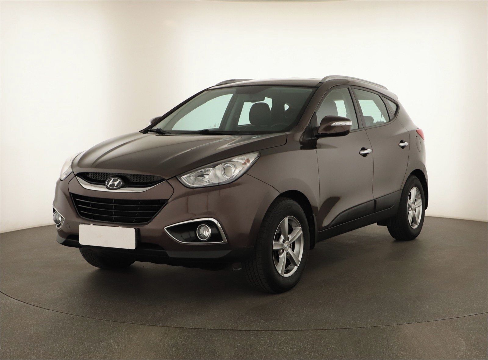 Hyundai ix35, 1.6 GDI, Kožené sedačky - fotka 2