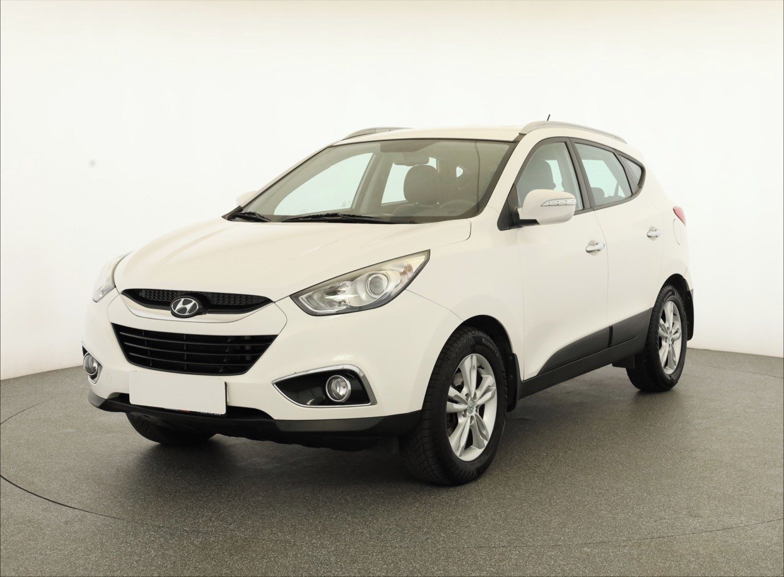 Hyundai ix35, 2.0 CRDi, 4X4, Kožené sedačky - fotka 2