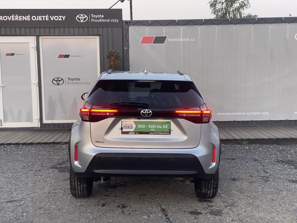 Toyota Yaris Cross, 1.5i, ČR, Style Tech, záruka - fotka 6
