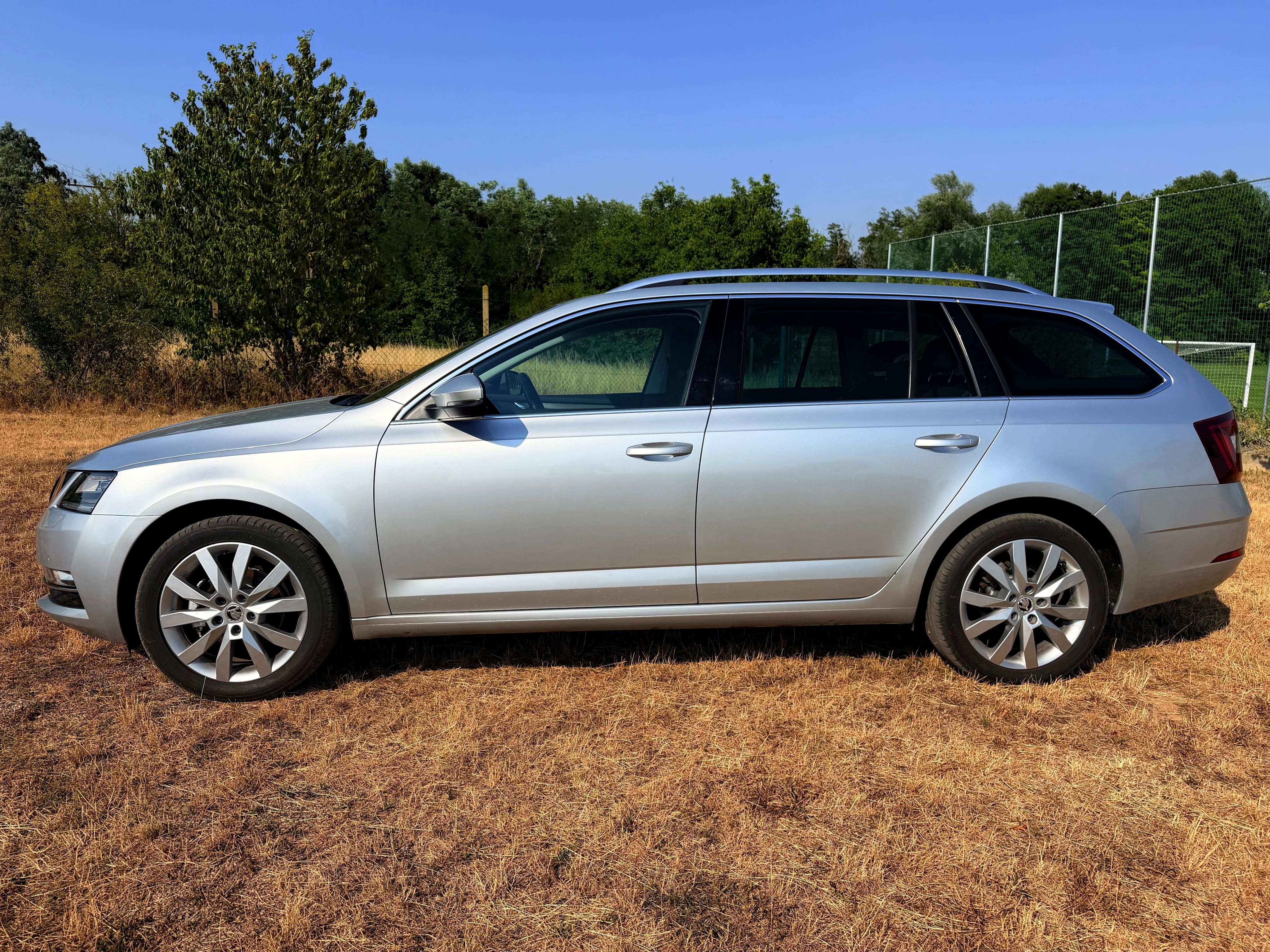 Škoda Octavia, 1.6TDI STYLE+ KAMERA TAŽNÉ NAV - fotka 3