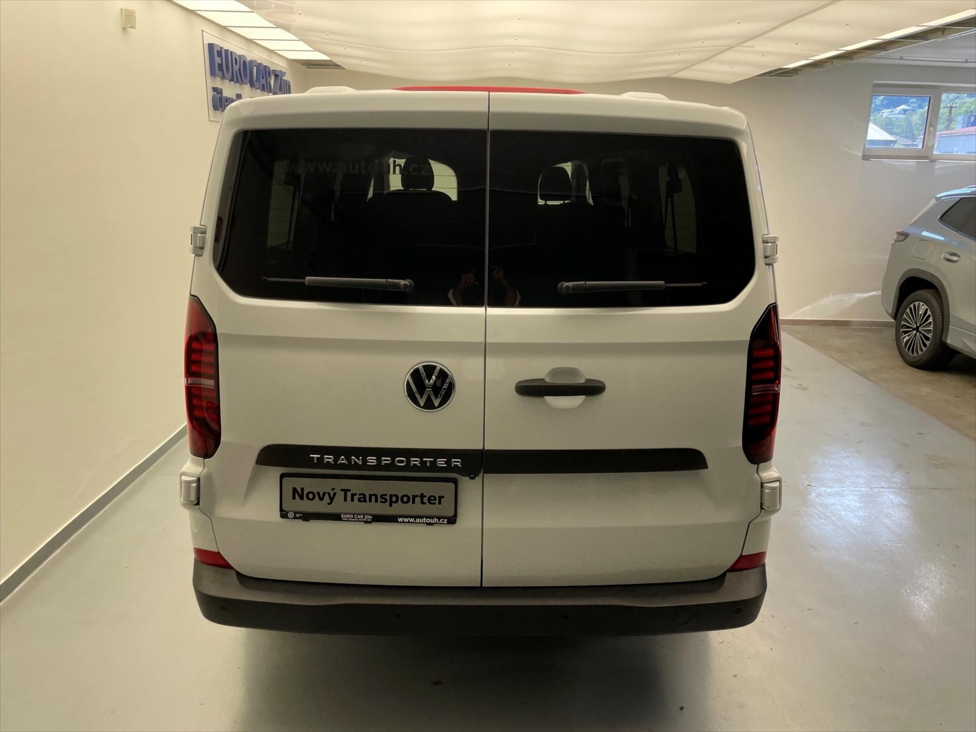 Volkswagen Transporter, Nový T7 Kombi TDI 8AUT DR - fotka 6