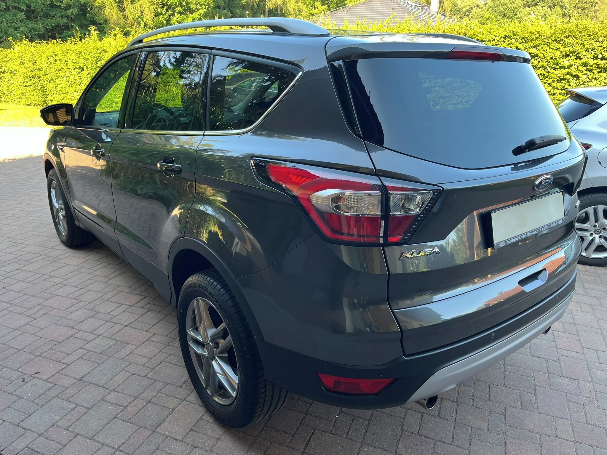 Ford Kuga, 1.5 110kW Kamera Navi Carplay - fotka 6
