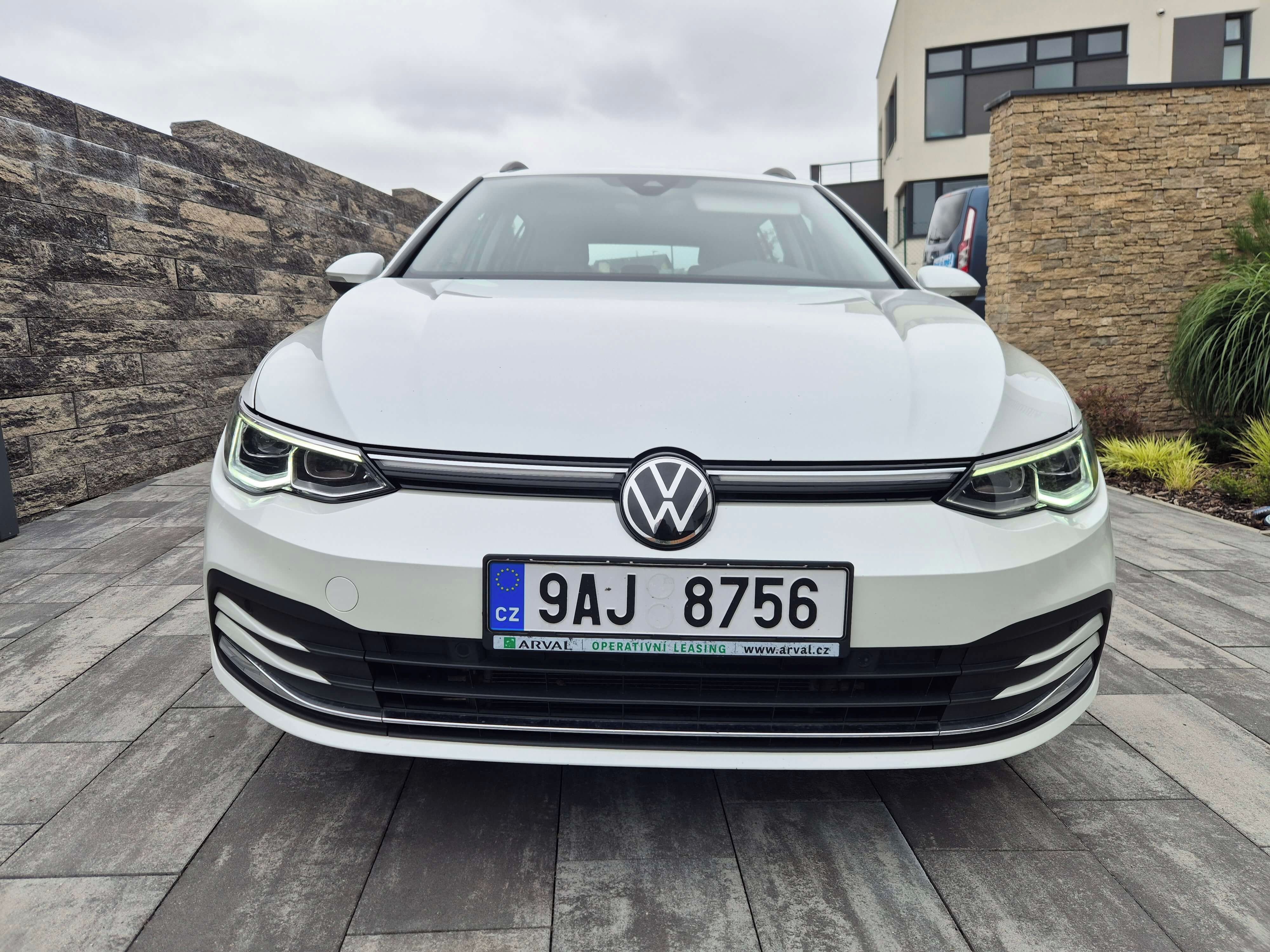 Volkswagen Golf, 2.0TDI 110kw DSG, STYLE, ČR - fotka 5