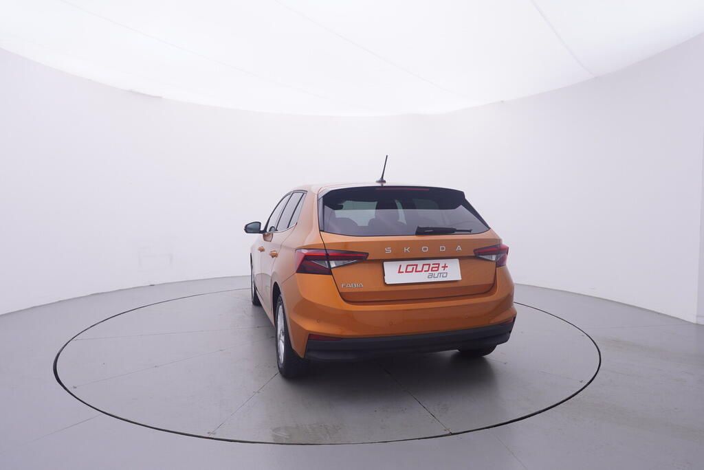 Škoda Fabia, Top Selection 1.0 TSI 85 kW - fotka 4