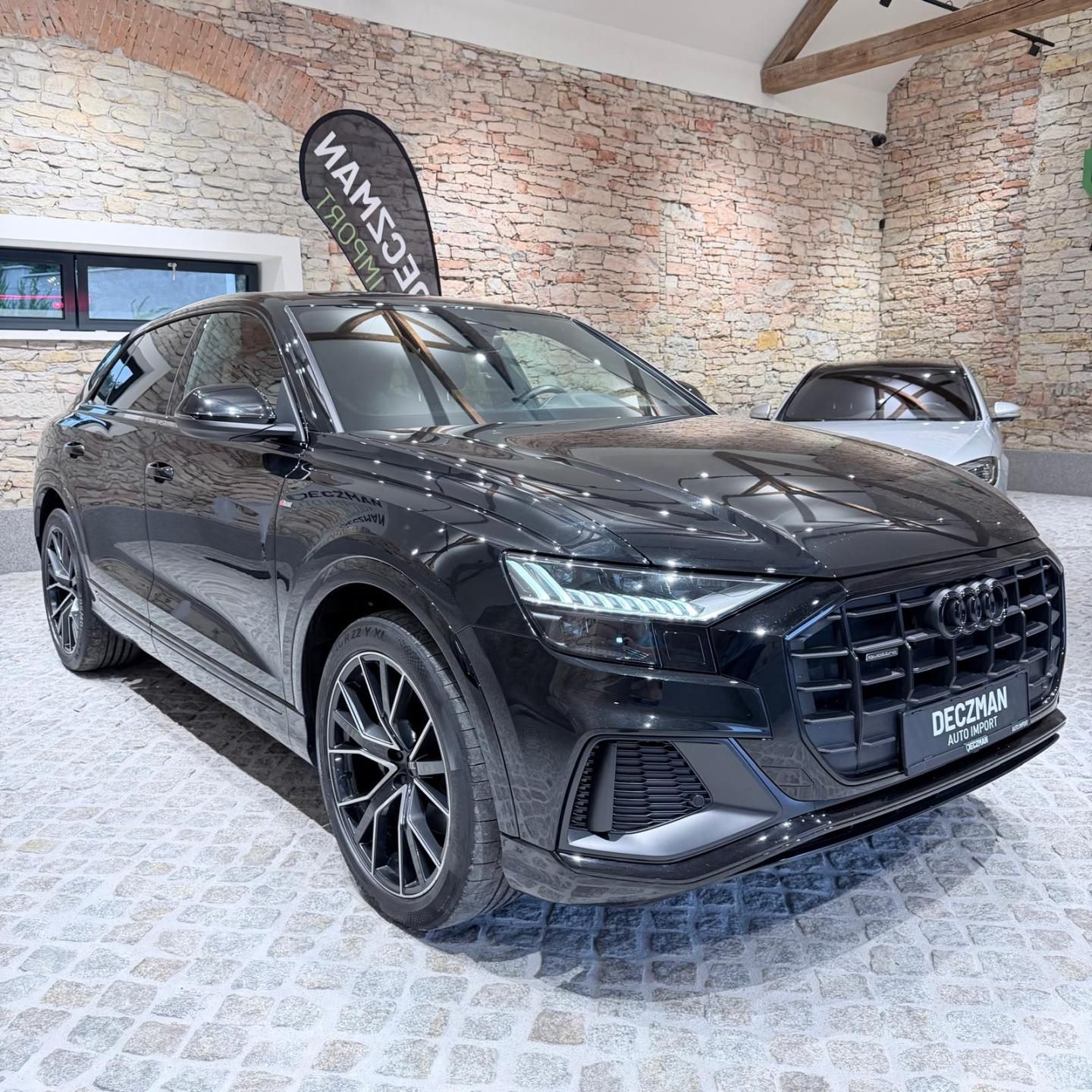 Audi Q8, Vzduch, Metrix, panorama - fotka 3