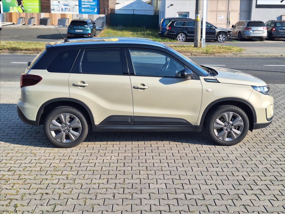 Suzuki Vitara, 1,5 DualJet Hybrid  4WD AT CZ - fotka 4