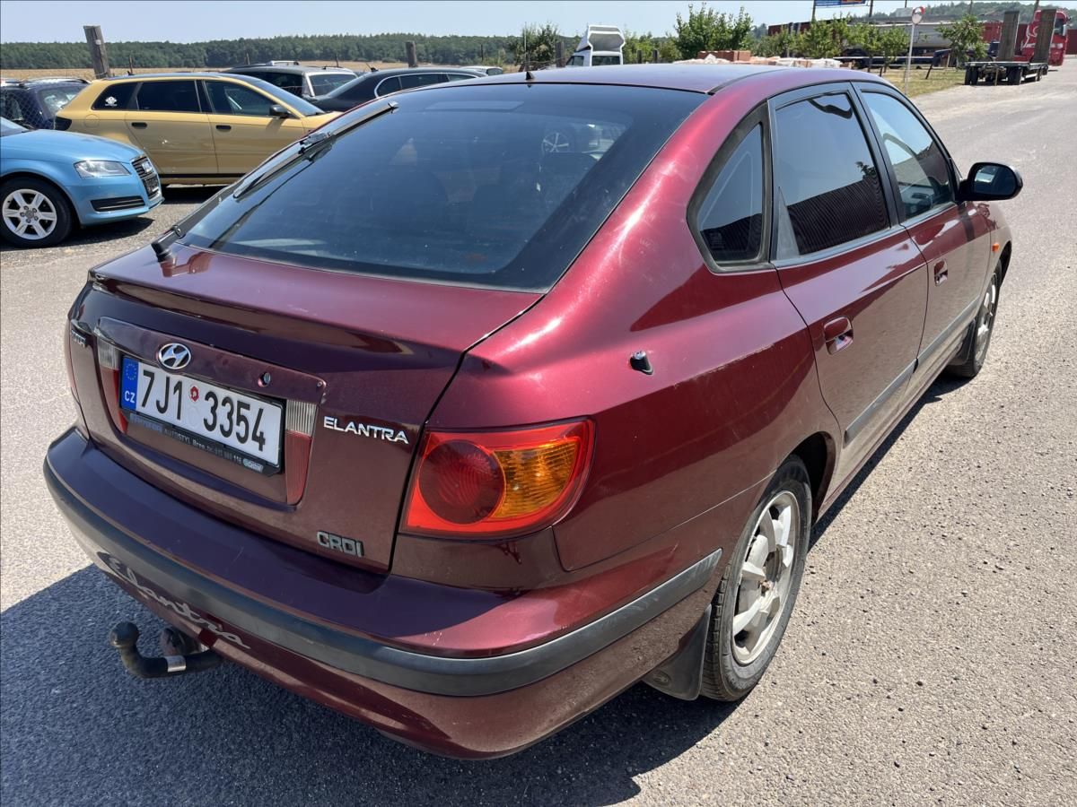 Hyundai Elantra, 2,0 CRDi KLIMA TAŽNÉ STK 12/27 - fotka 6