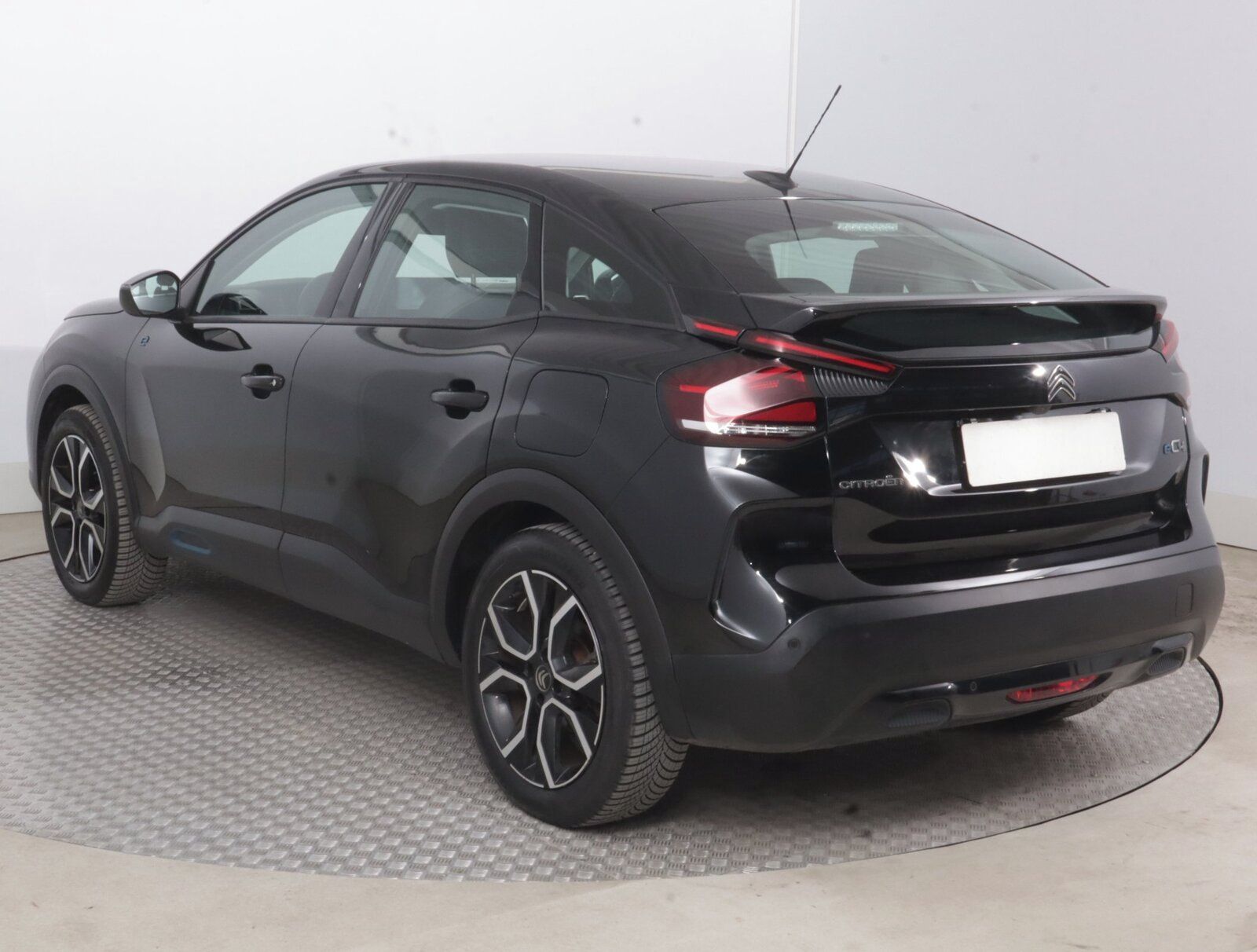 Citroën ë-C4, 50 kWh, SoH 90%, Feel Pack - fotka 4