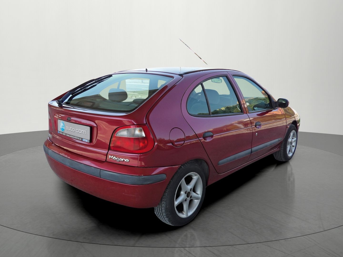 Renault Mégane, 1.6i 16v 79kW Klima Alu - fotka 4