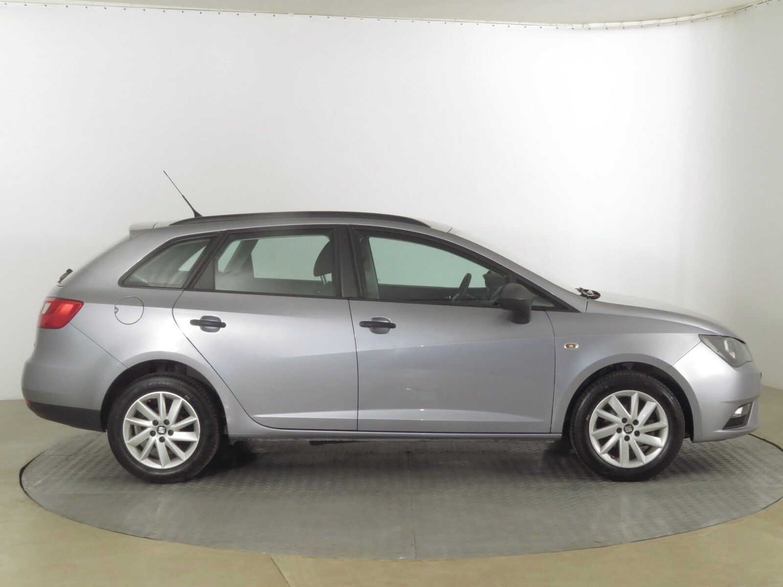 Seat Ibiza, 1.2 TSI, Serv.kniha - fotka 6