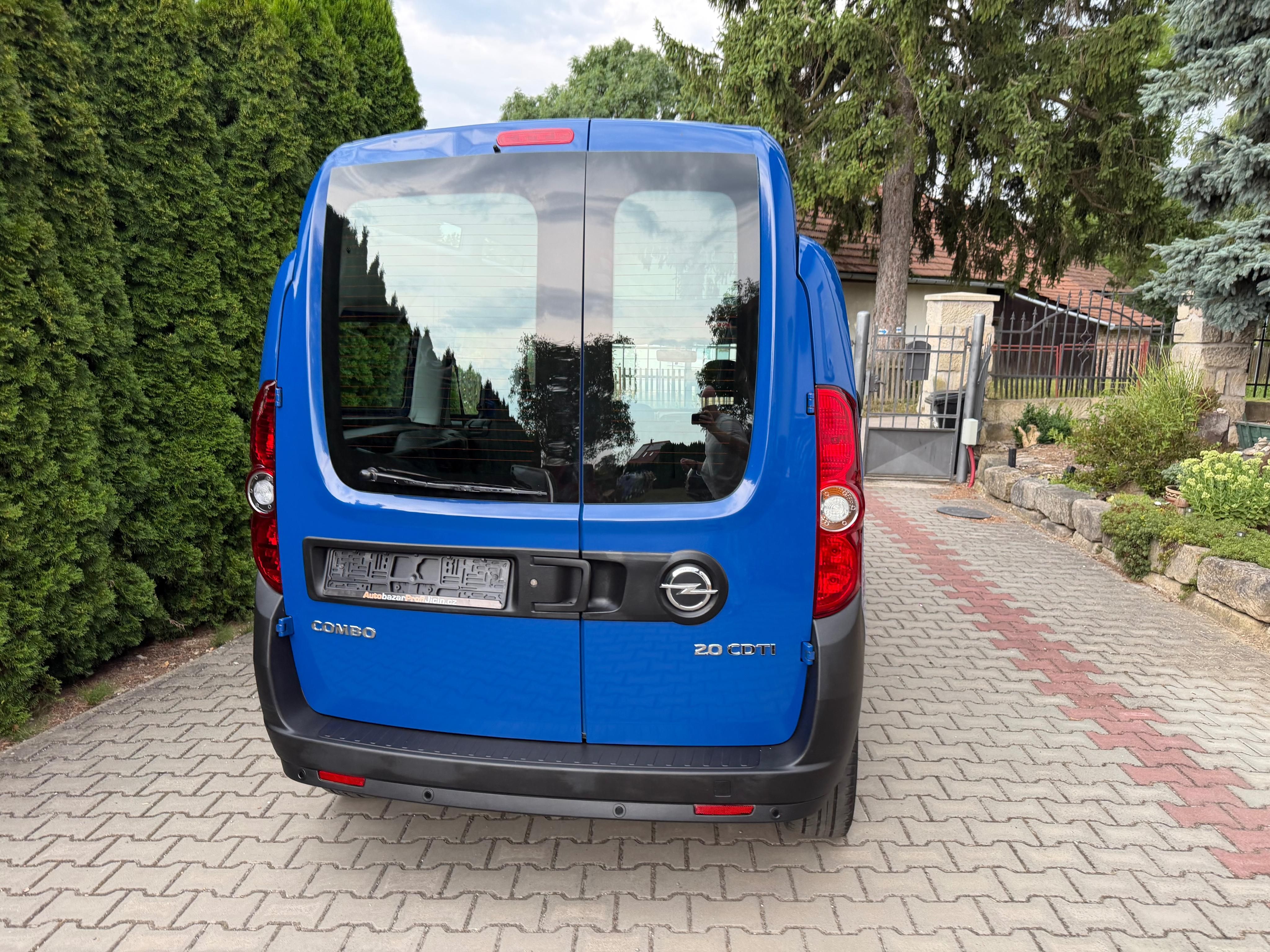 Opel Combo, 2,0 CDti /99kw maxi Nová STK - fotka 5
