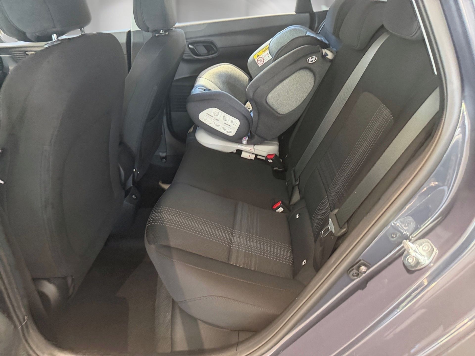 Hyundai i20, 1,2I GO! Winter - fotka 5