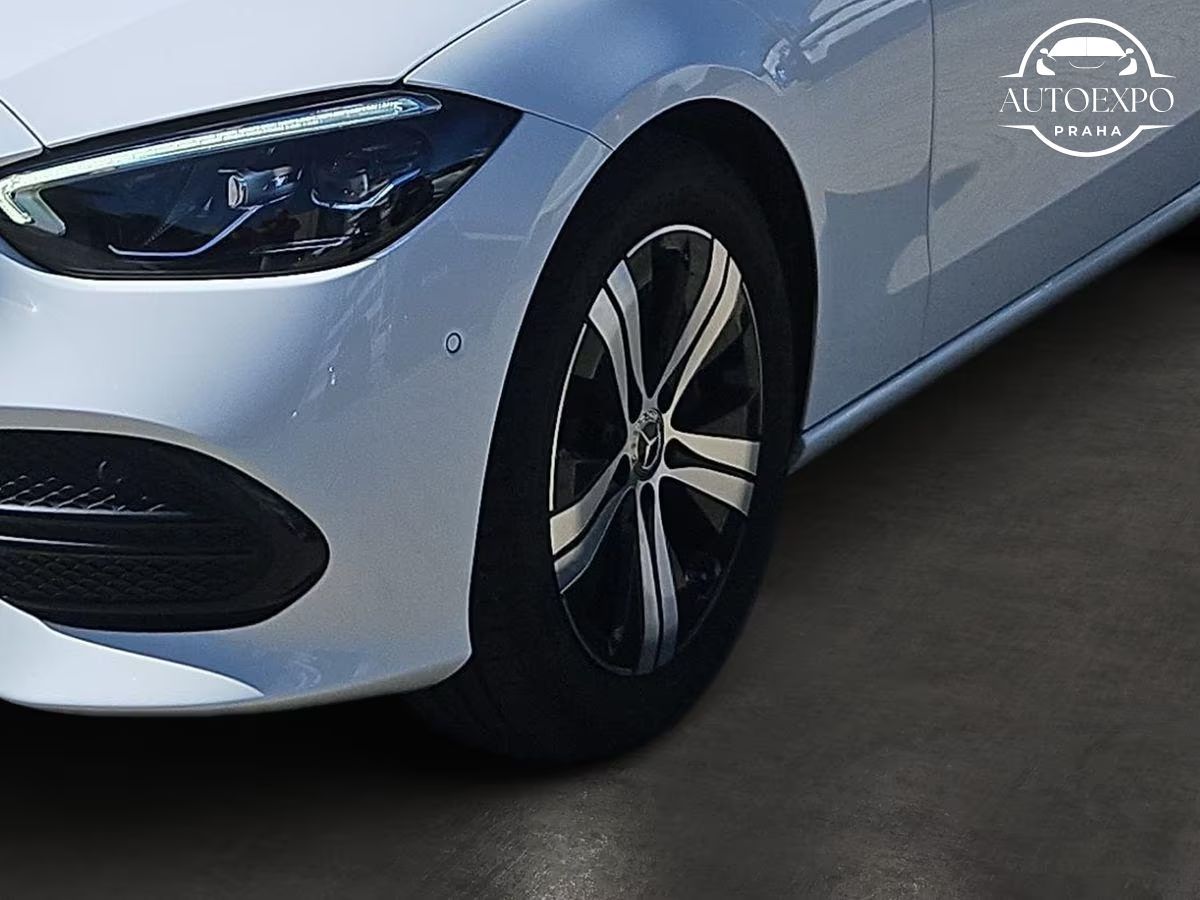 Mercedes-Benz Třídy C, C220d T Edition Avantgarde - fotka 6