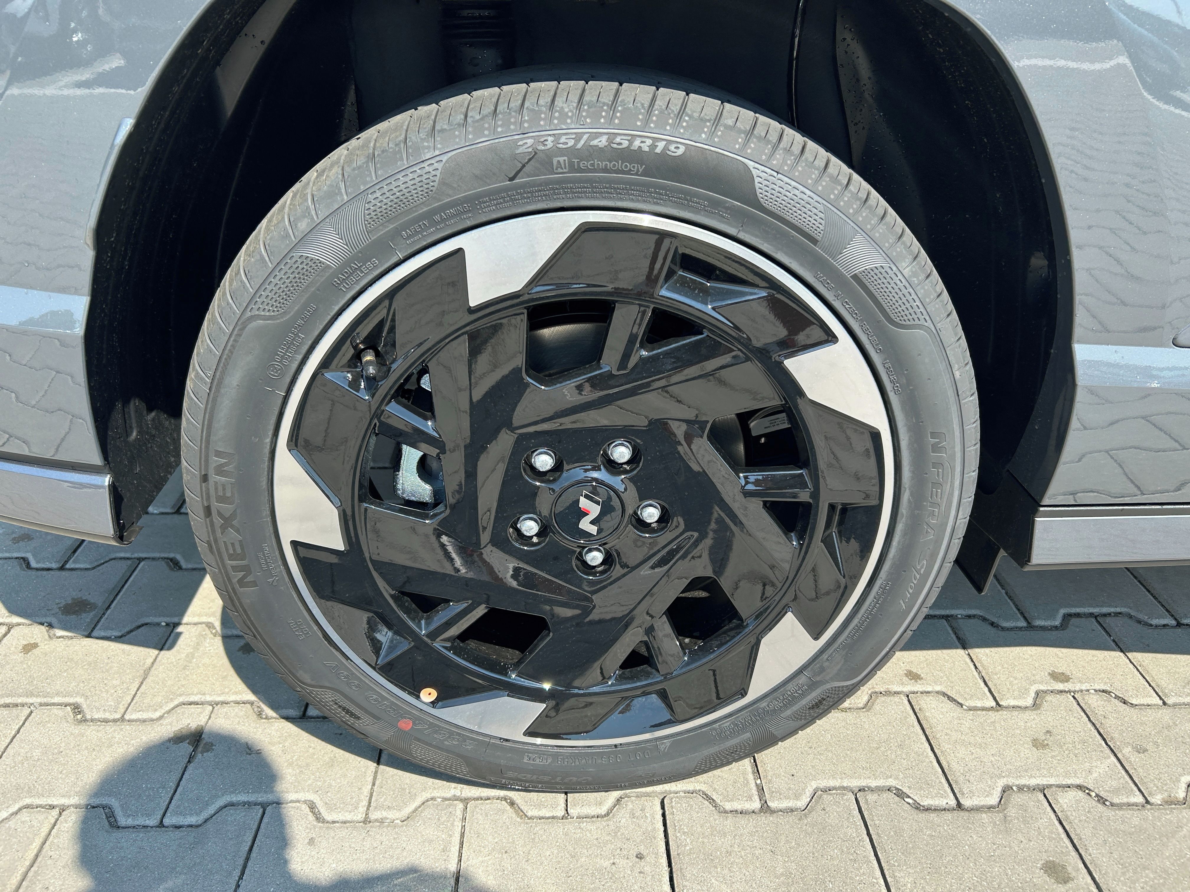 Hyundai Kona, EV 27 64,8 N-LINE RANGE - fotka 5