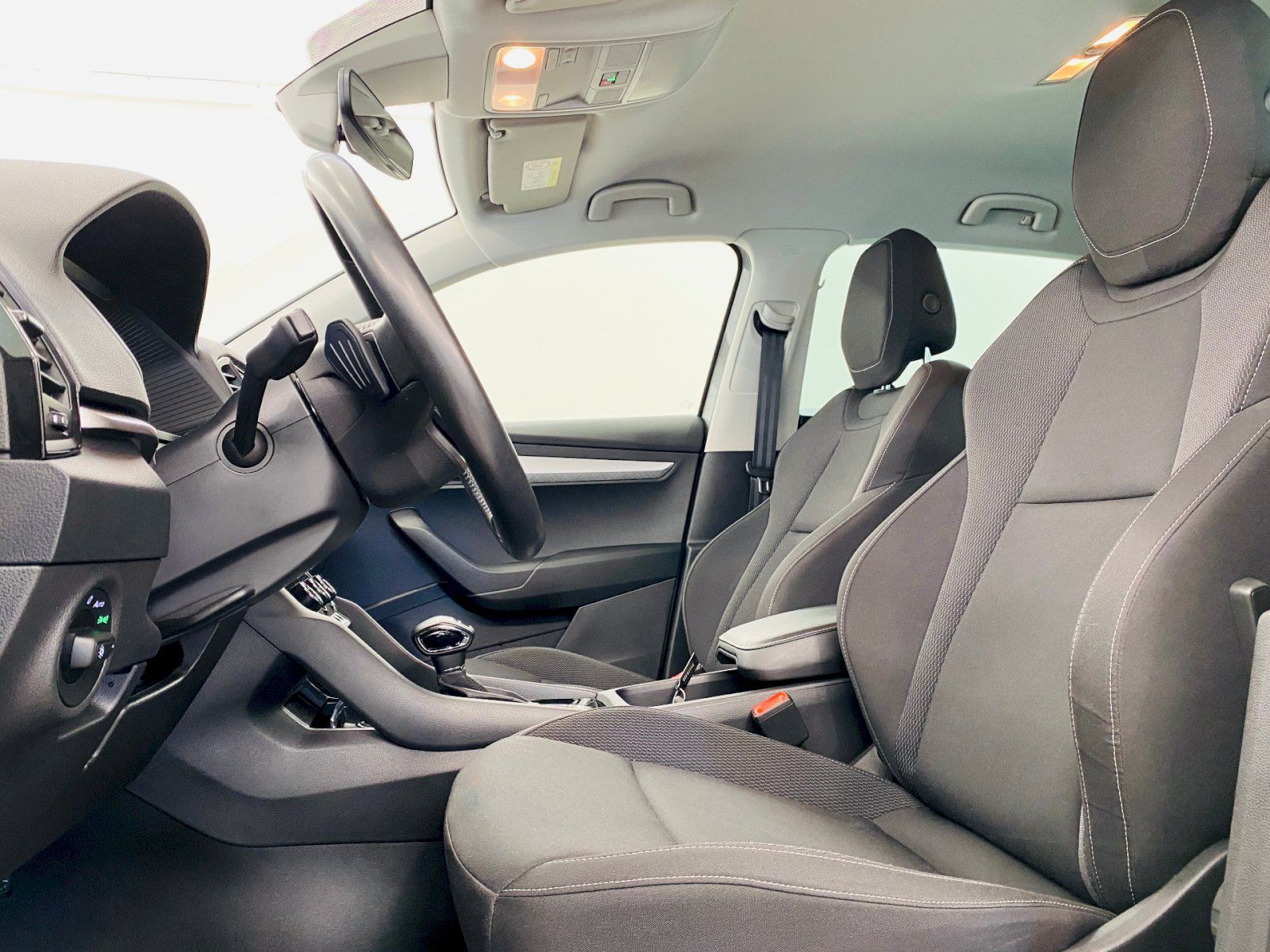 Škoda Karoq, 1.5 TSI 110kW DSG Selection - fotka 5