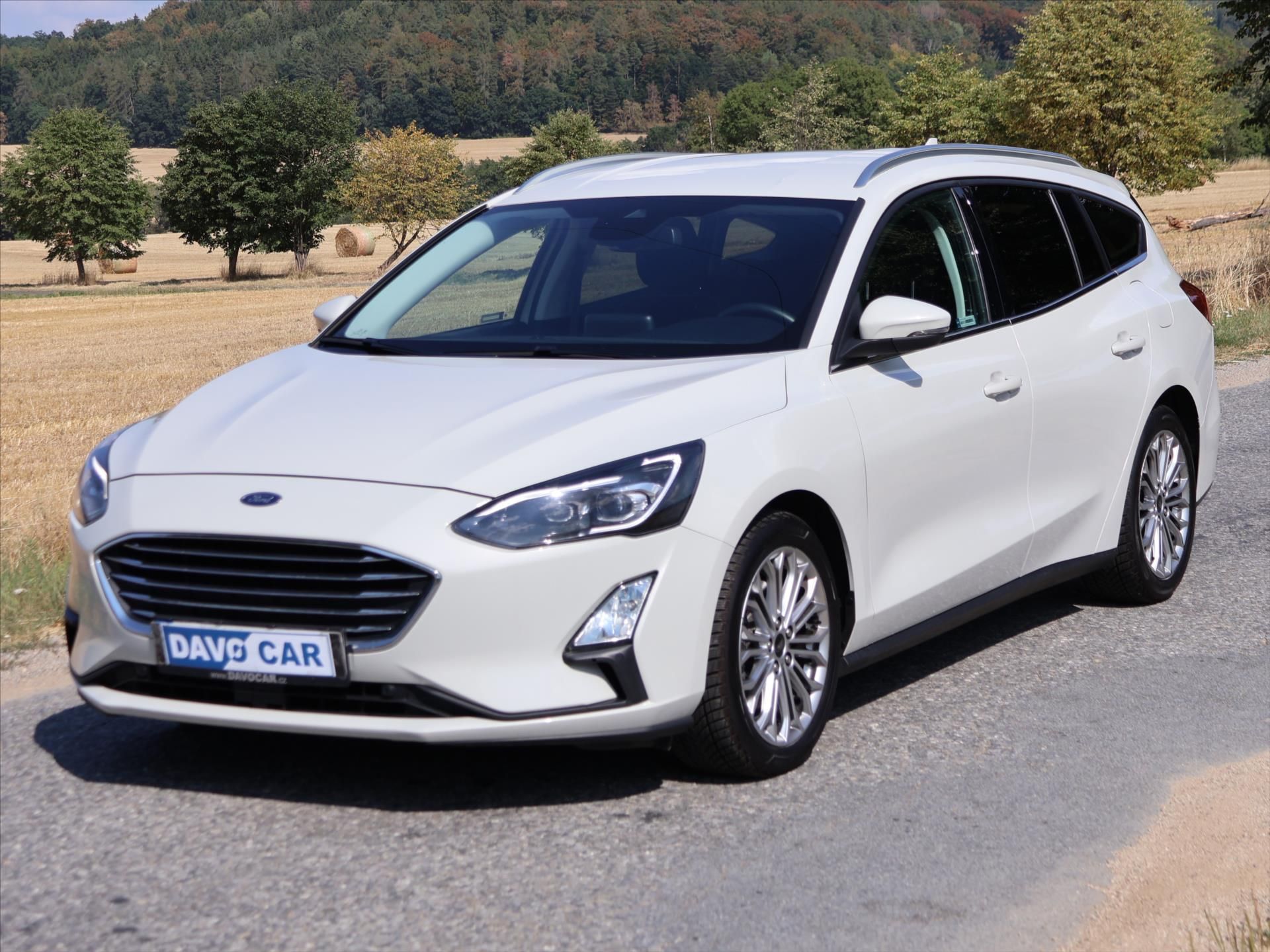 Ford Focus, 1,5 Titanium X CZ 1.Maj. DPH - fotka 2