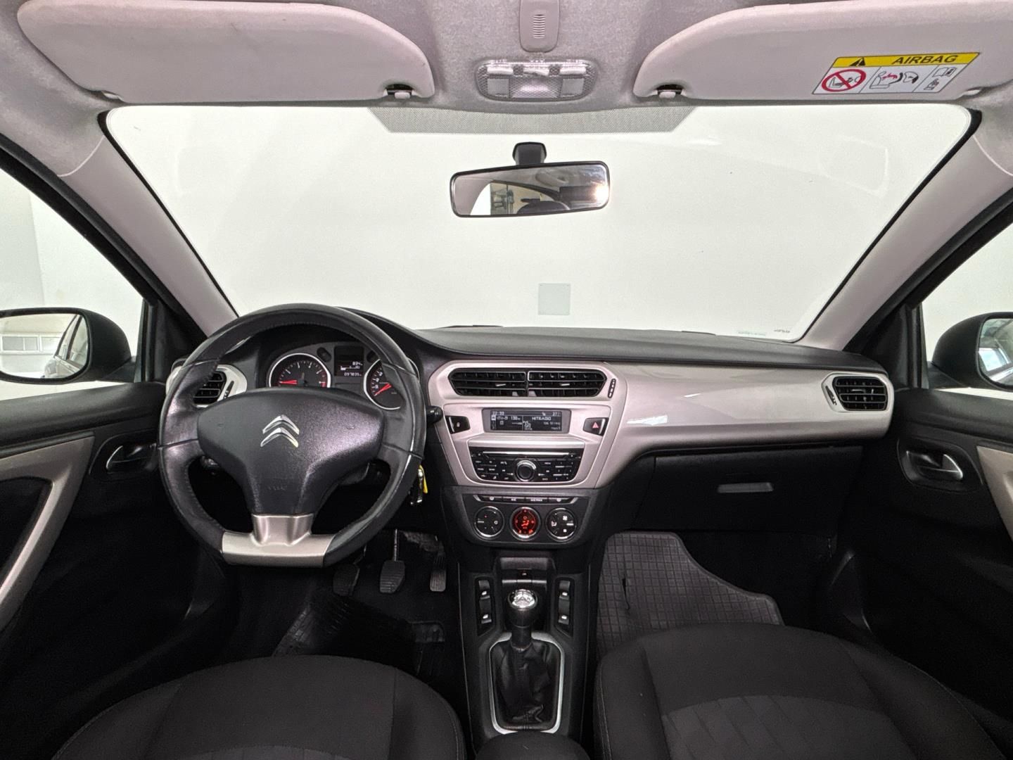 Citroën C-Elysée, 1.2 PureTech / 61 kW - fotka 5