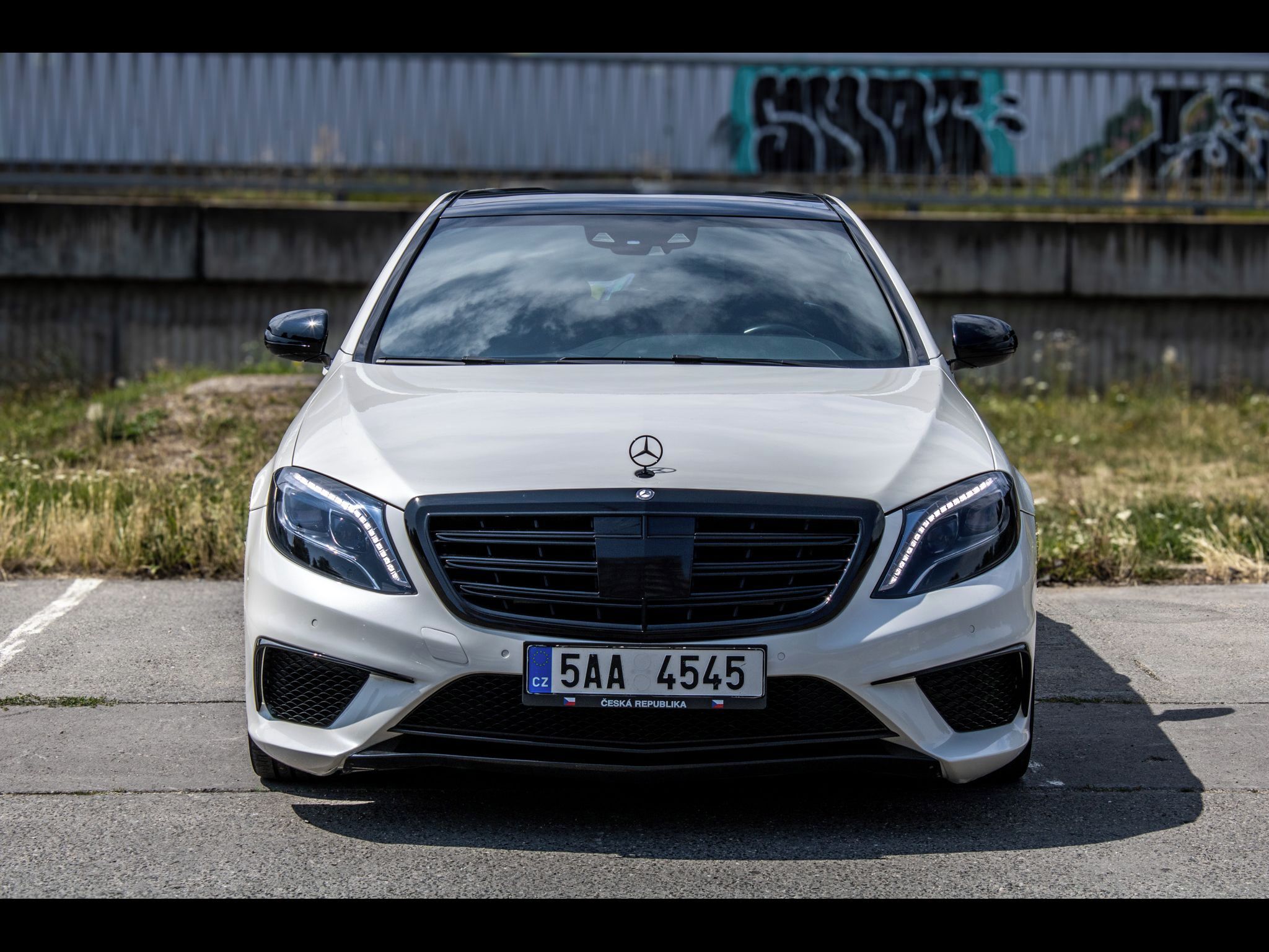 Mercedes-Benz Třídy S, BLUETEC 4MATIC 2015 - fotka 2