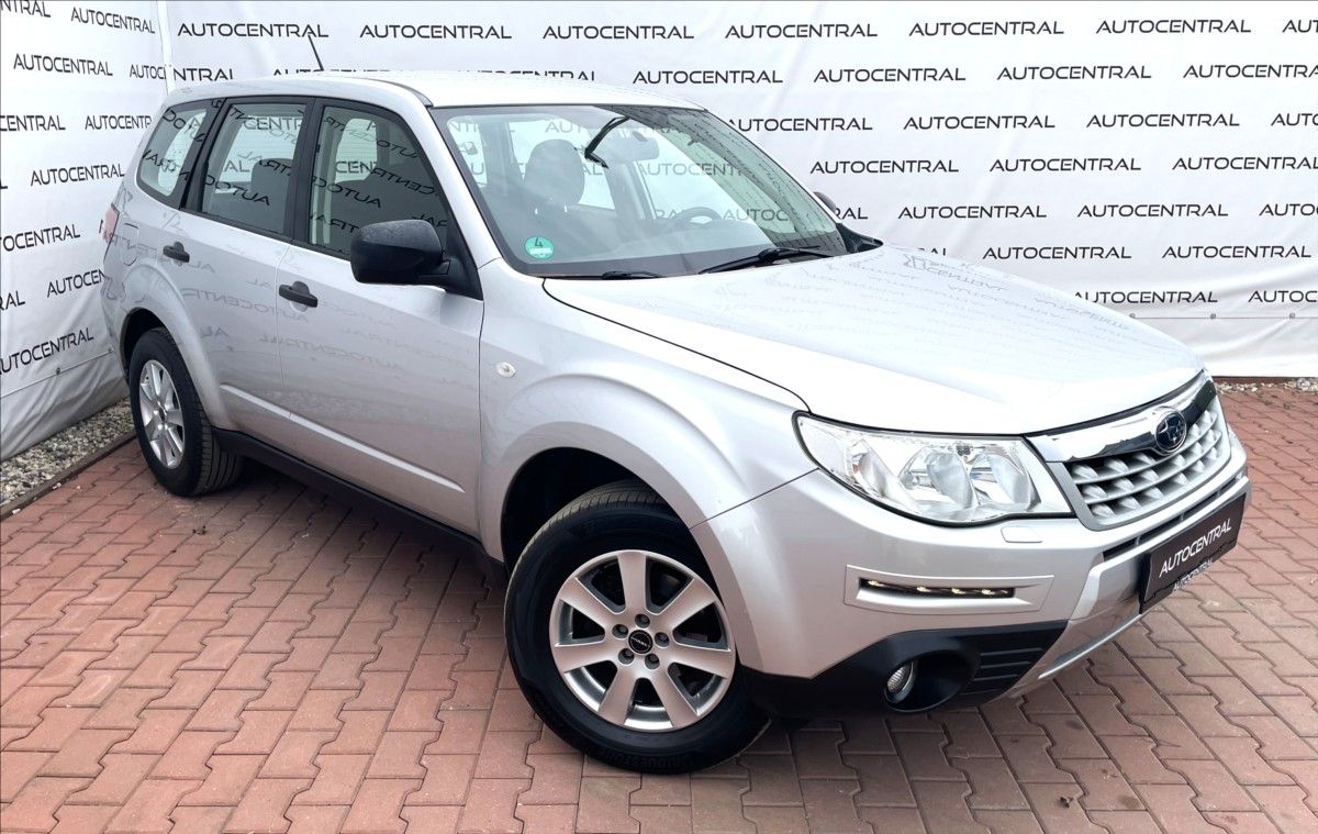 Subaru Forester, 2,0 i,110kW,AWD,serv.kn.