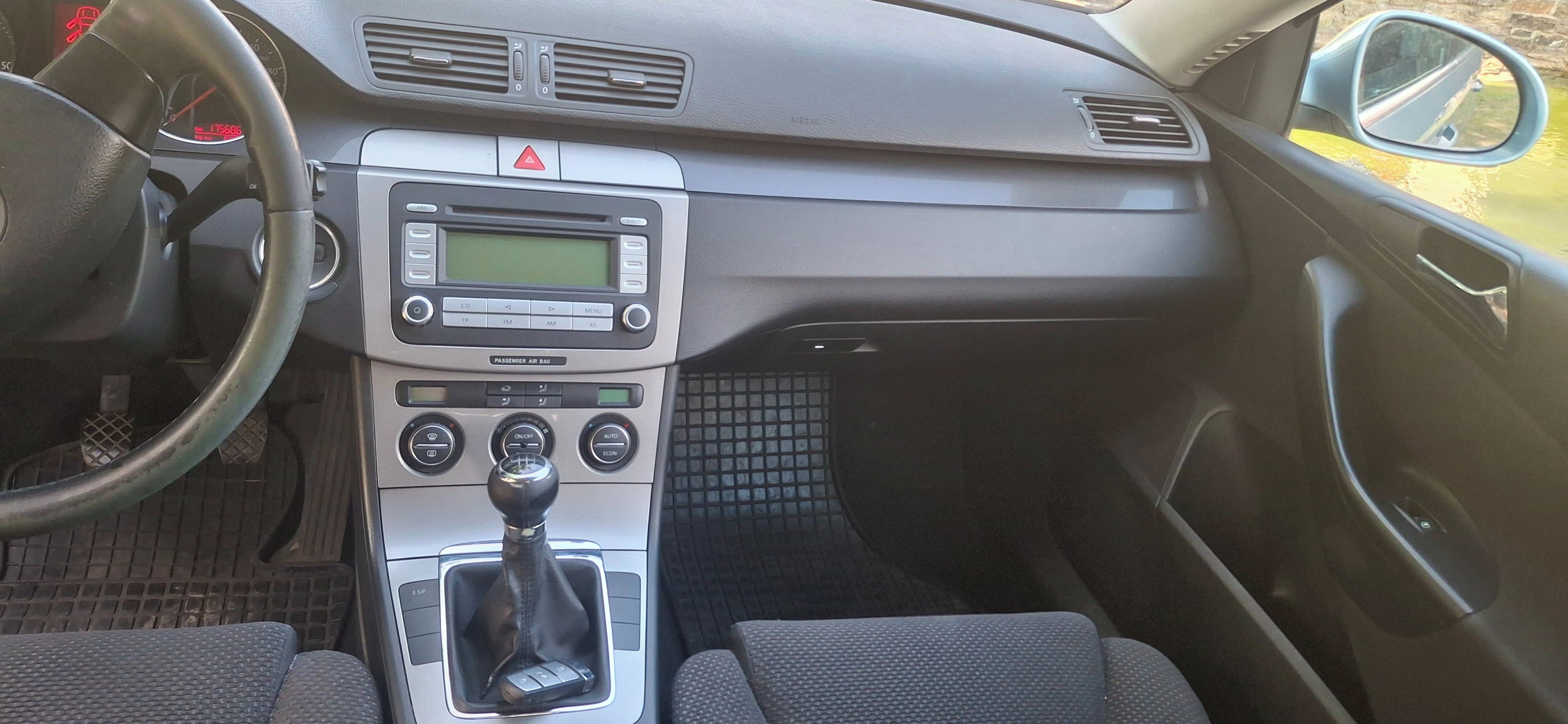 Volkswagen Passat - fotka 6