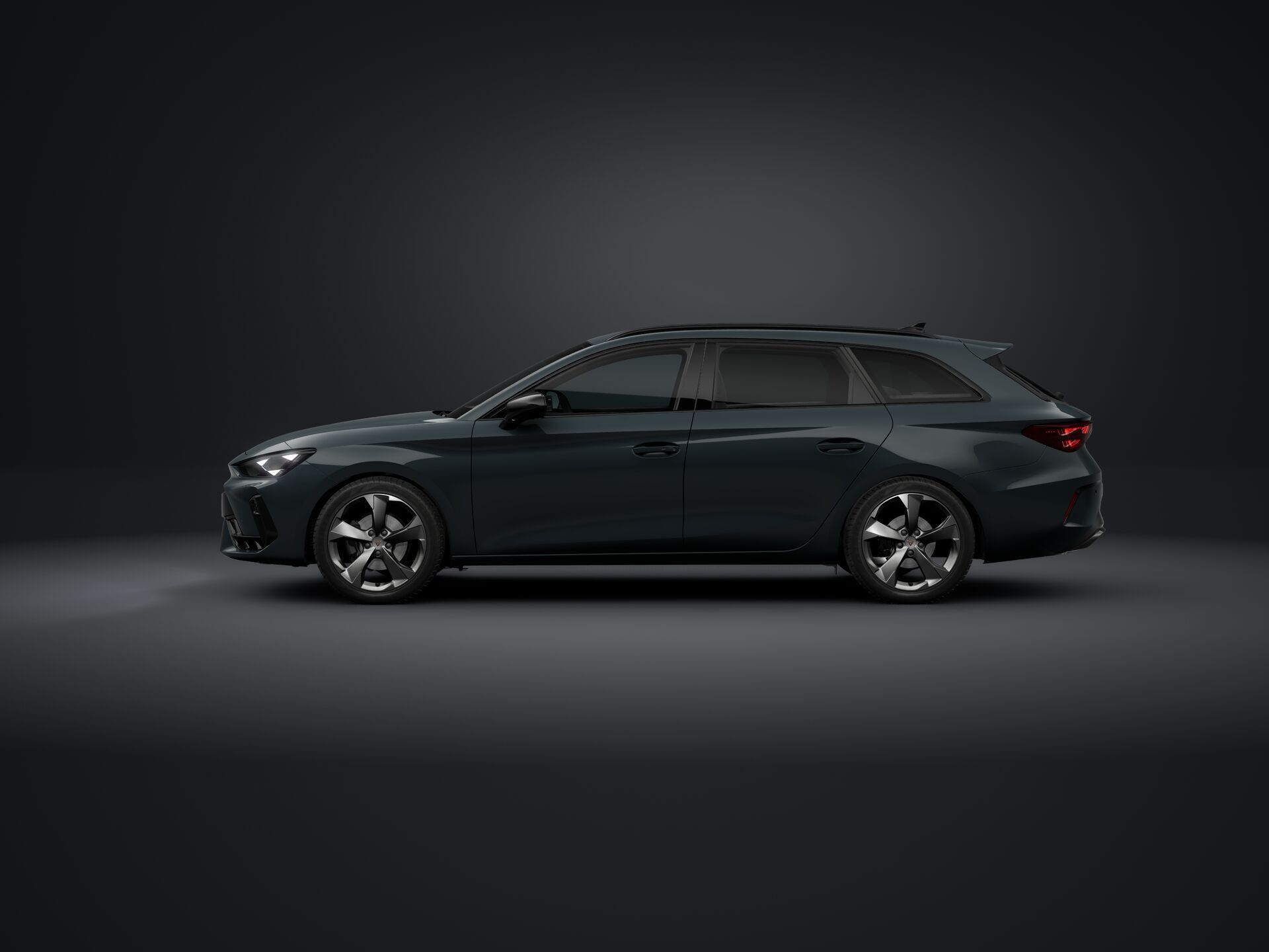 Cupra Leon, Leon SP 1.5 eTSI 150k DSG - fotka 2