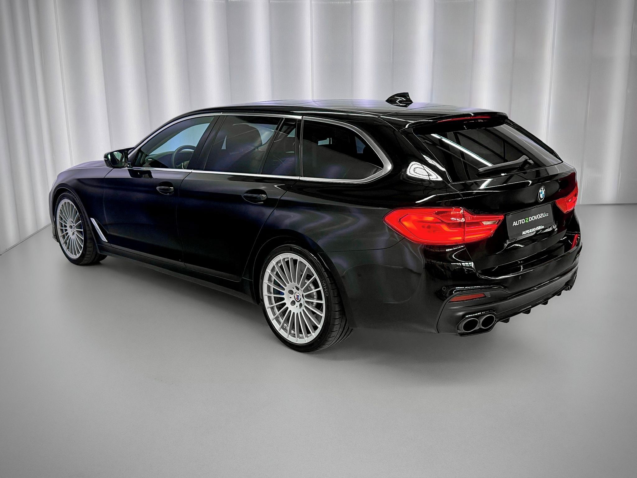 Alpina D5, S Bi-TURBO xDrive TOURING /162 - fotka 5