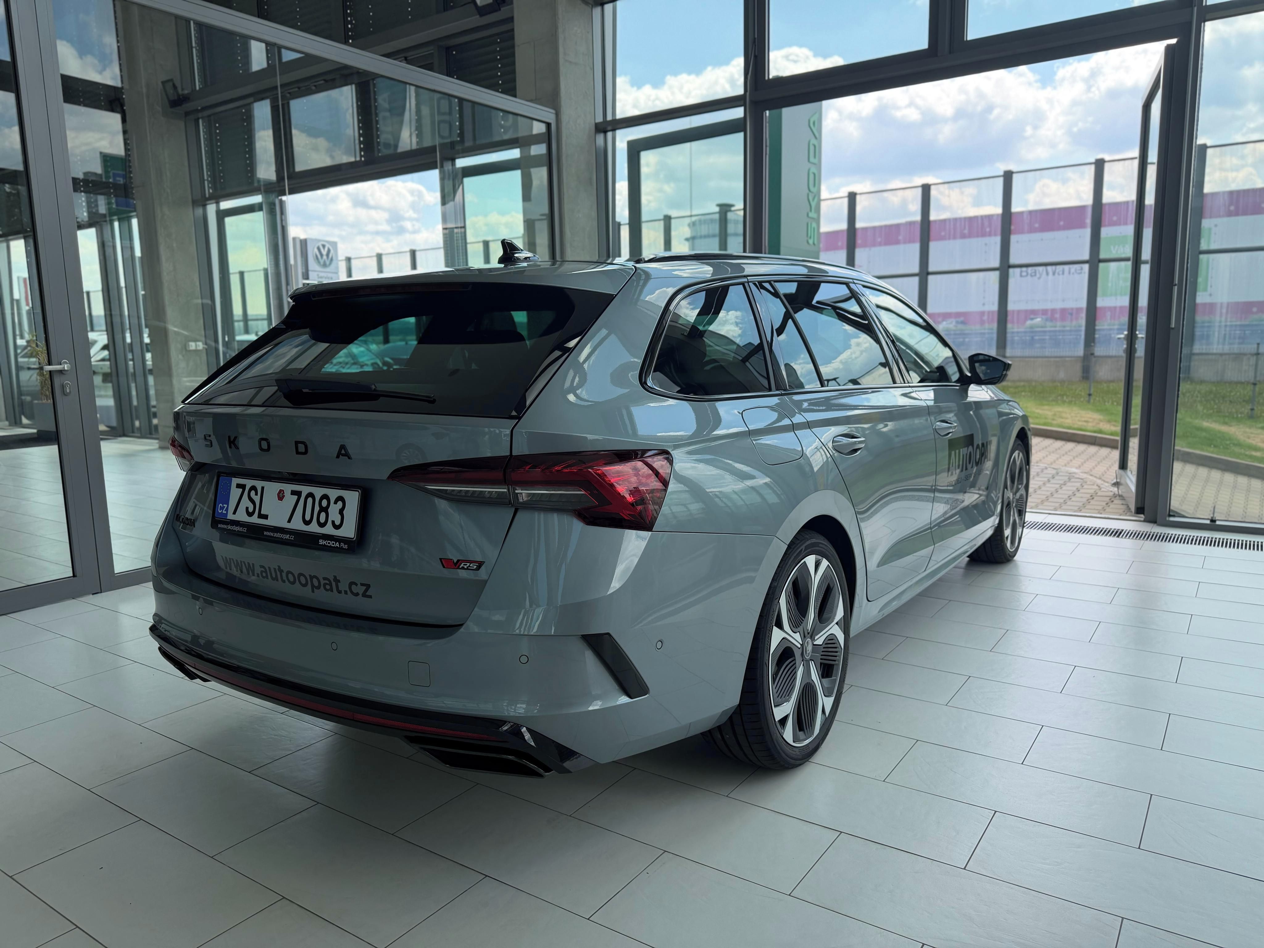 Škoda Octavia, RS 2,0 TSI 195 kW - fotka 6