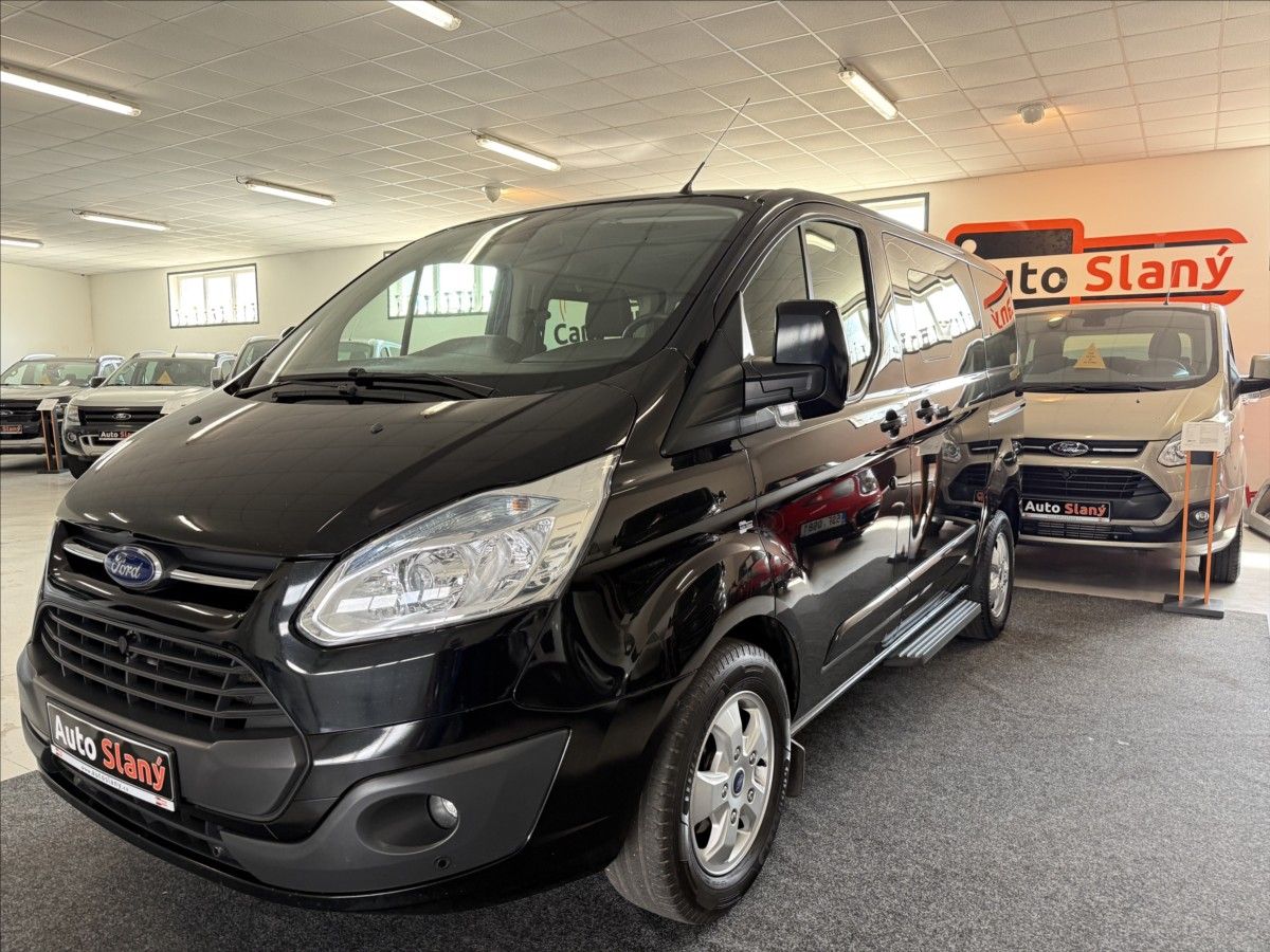 Ford Tourneo Custom, 2,2 Titanium 114kW,po servisu