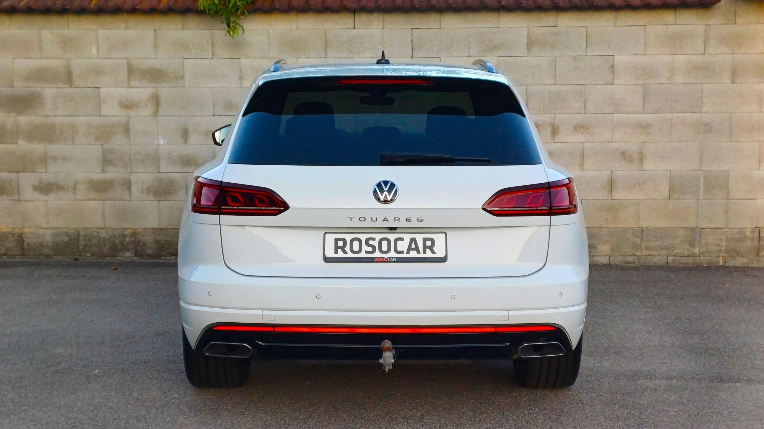 Volkswagen Touareg, R-LINE 210kW-WEBASTO-HUD-TZ- - fotka 6