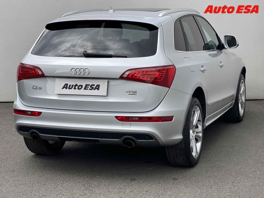 Audi Q5, 2.0 TFSi quattro,4x4,navi - fotka 4