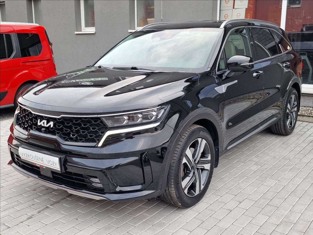 Kia Sorento, 1.6T-GDi PHEV 4x4 Premium, ČR - fotka 5