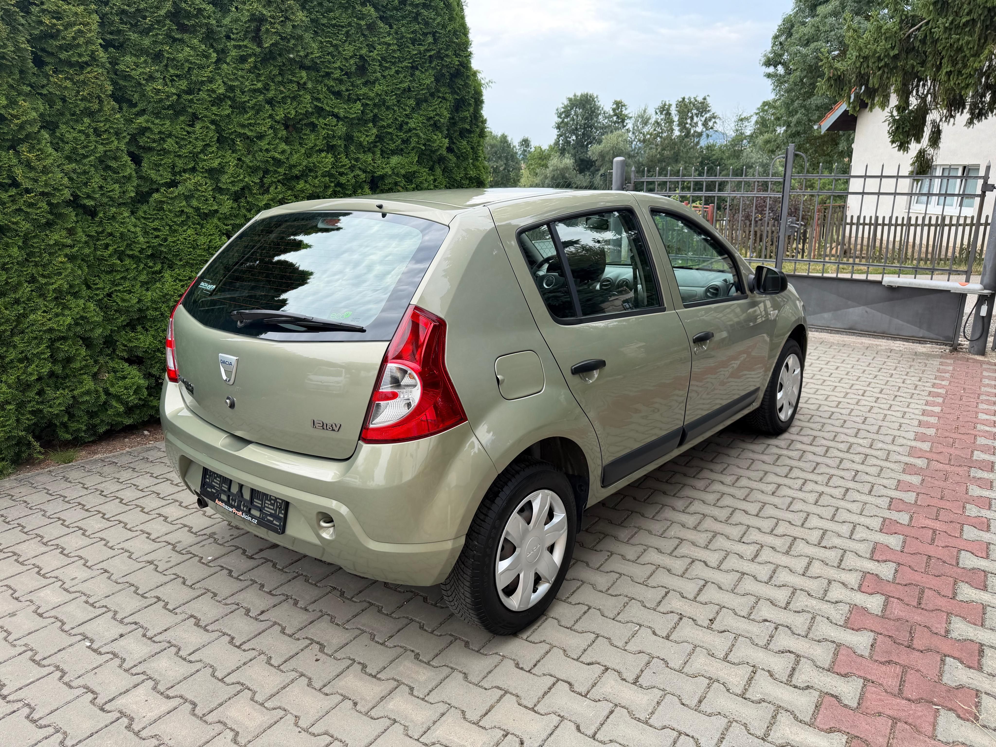 Dacia Sandero, 1,2i klima , 1 Majitel - fotka 4