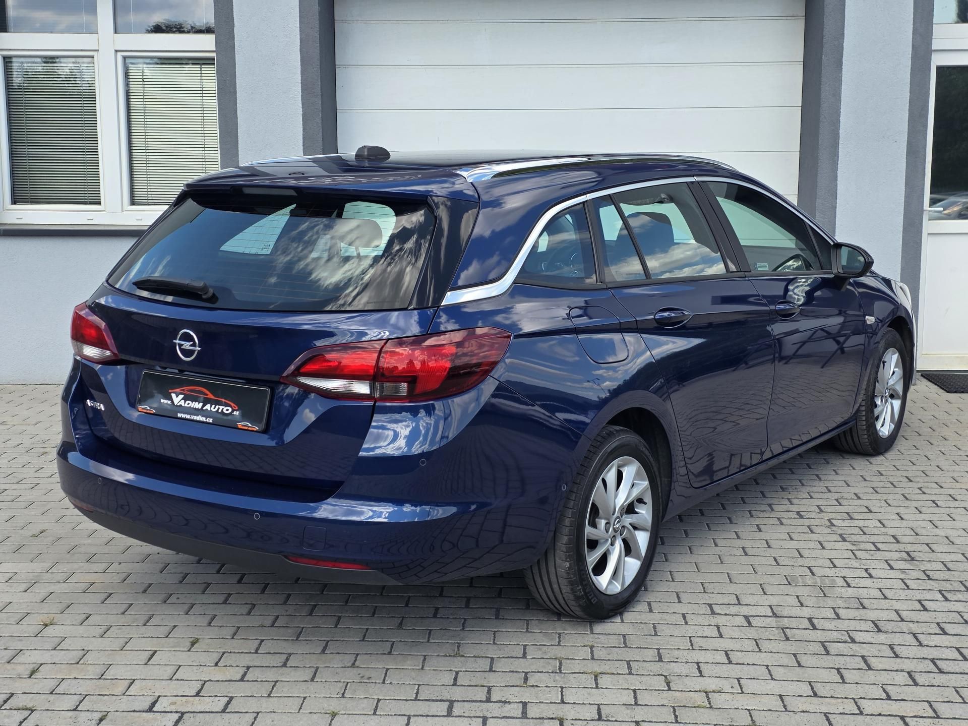 Opel Astra, 1.5CDTi 90kW NAVI ČR NOVÉ - fotka 3